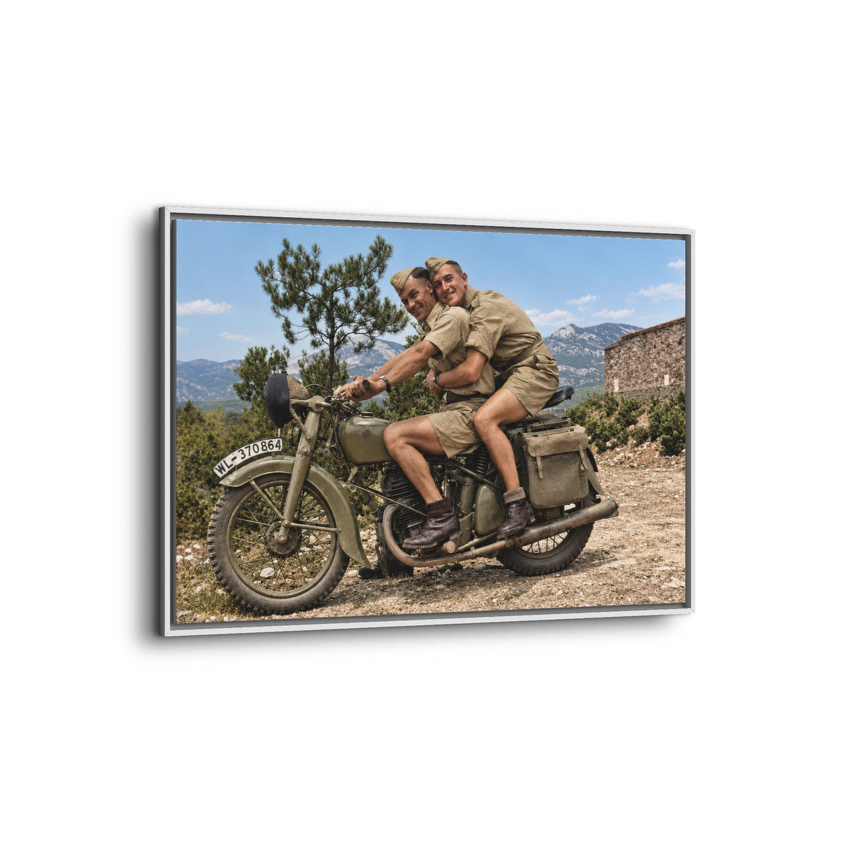 paire 166 | Framed Vintage Photo - Matte Canvas