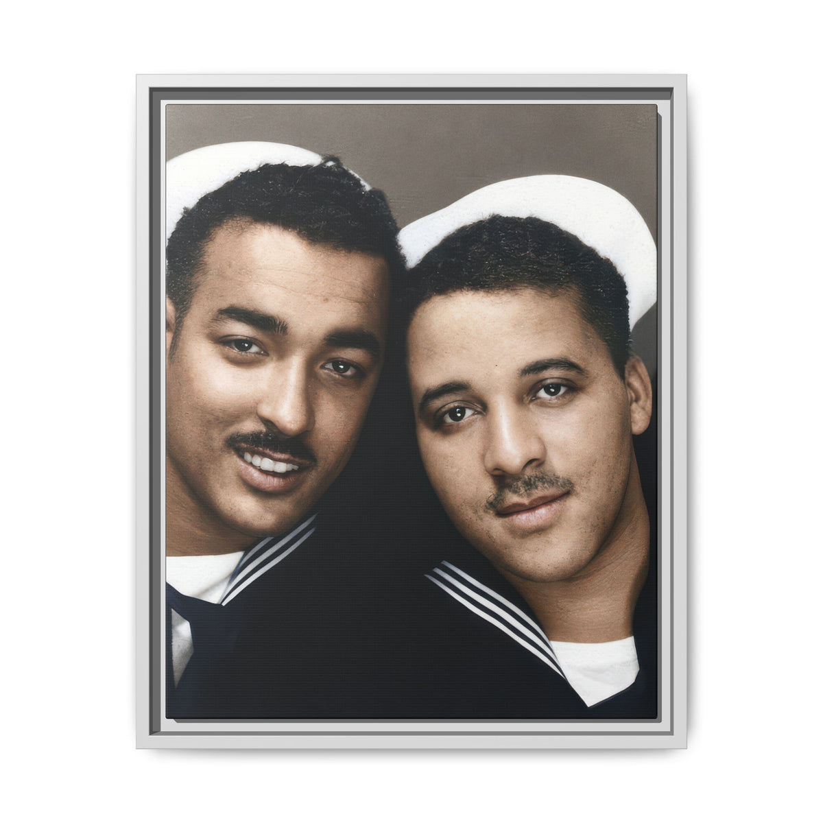 paire 157 | Framed Vintage Photo - Matte Canvas