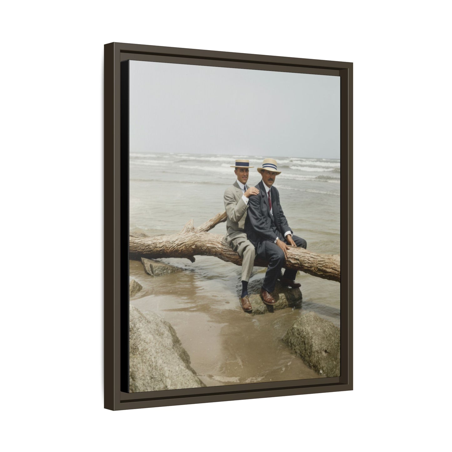 paire 031 | Framed Vintage Photo - Matte Canvas