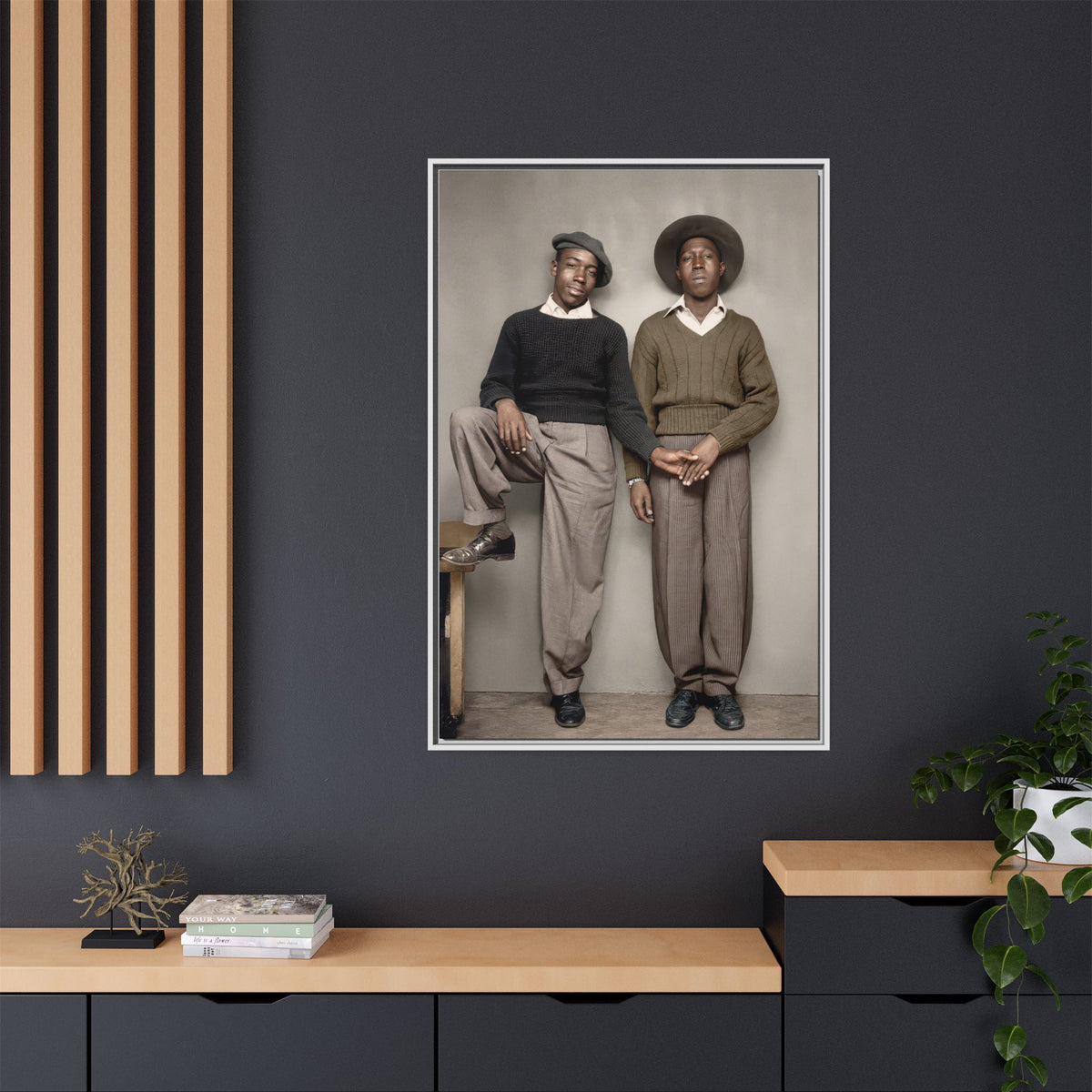 paire 161 | Framed Vintage Photo - Matte Canvas