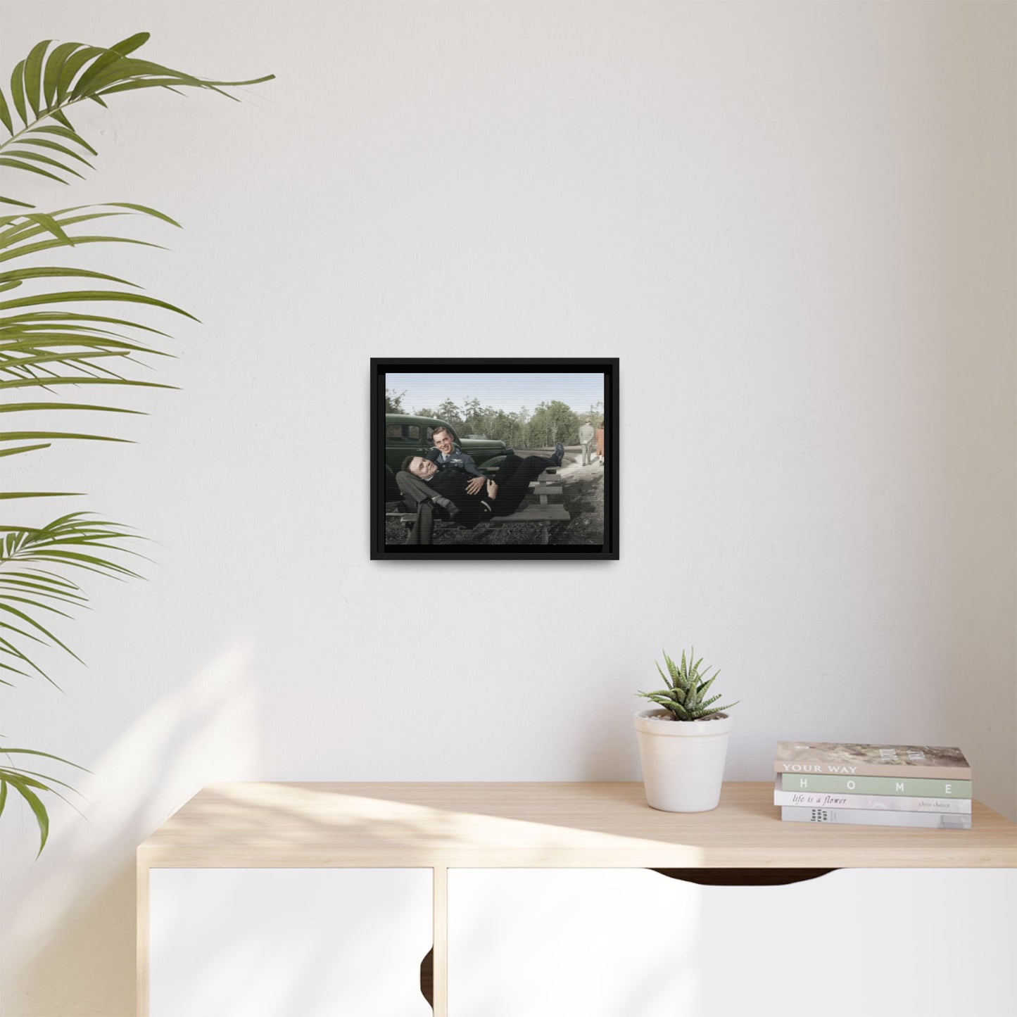 paire 107 | Framed Vintage Photo - Matte Canvas