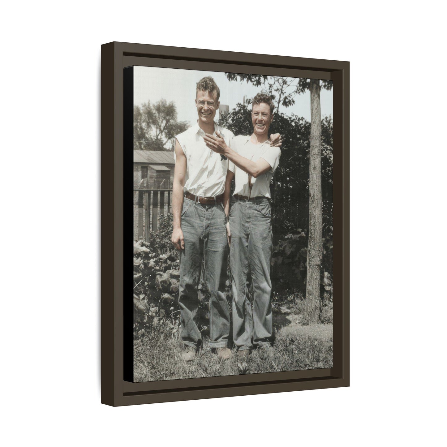 paire 052 | Framed Vintage Photo - Matte Canvas