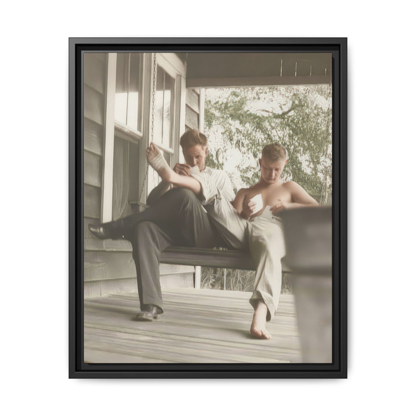 paire 051 | Framed Vintage Photo - Matte Canvas