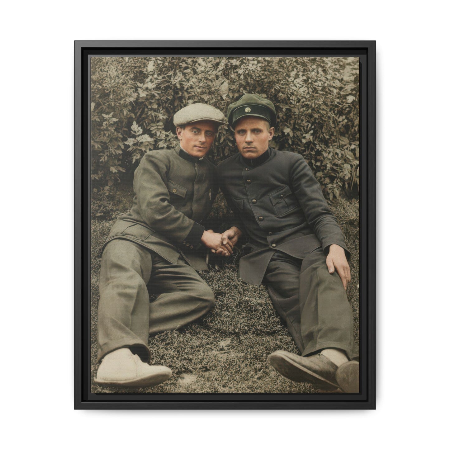 paire 127 | Framed Vintage Photo - Matte Canvas
