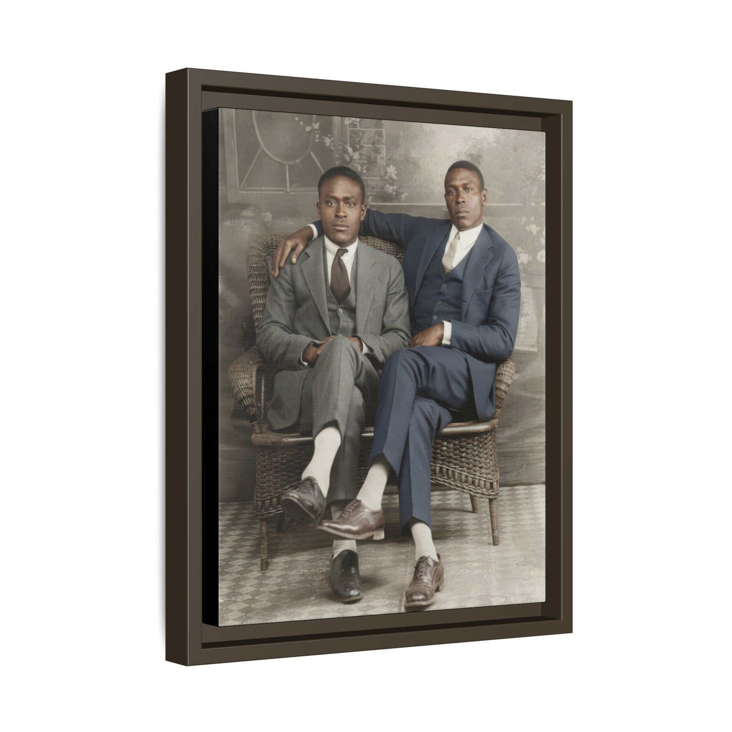 paire 112 | Framed Vintage Photo - Matte Canvas