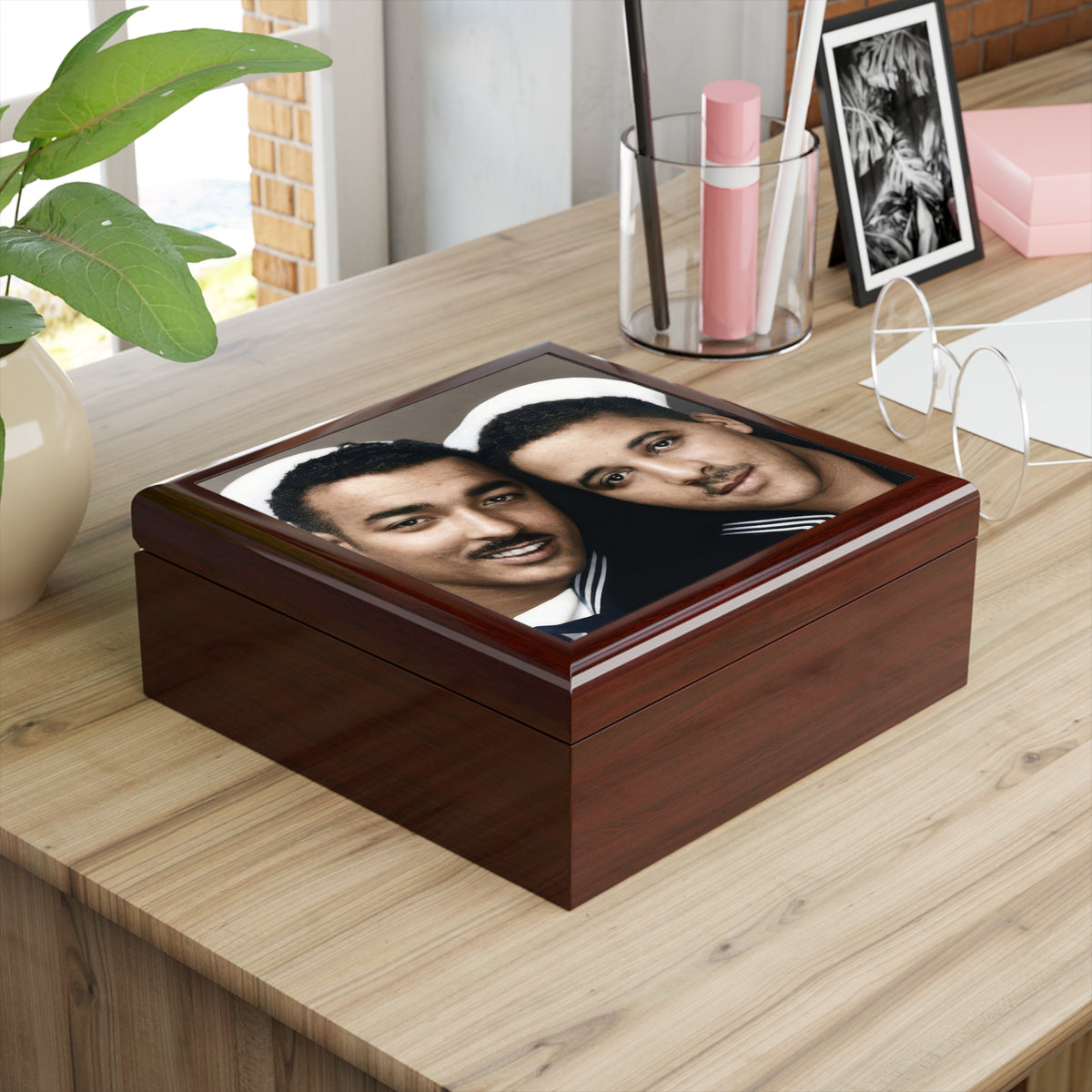 Paire 157 | Vintage Photobooth Series | Two Black Sailors Keepsake Box