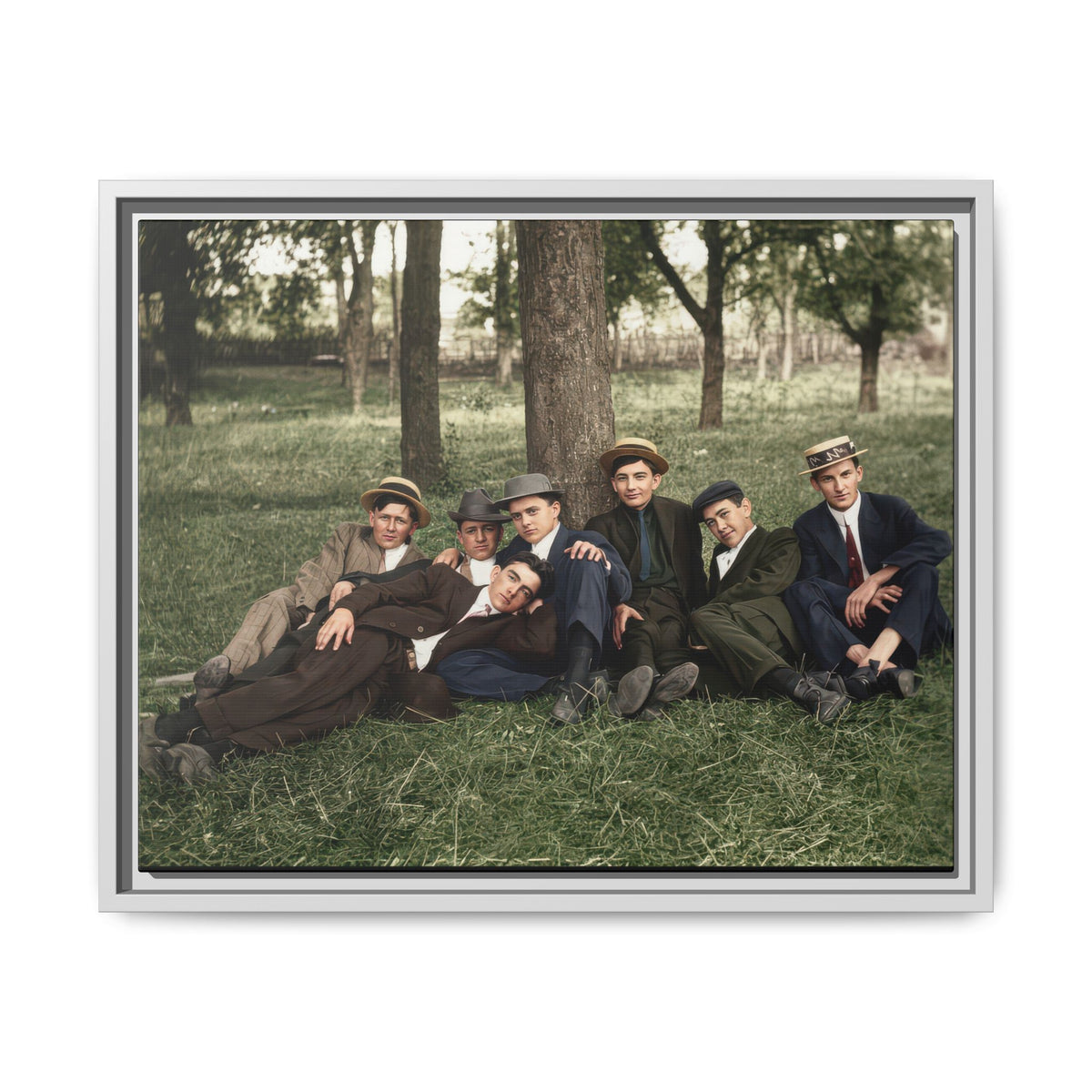 hommes 005 | Framed Vintage Photo - Matte Canvas