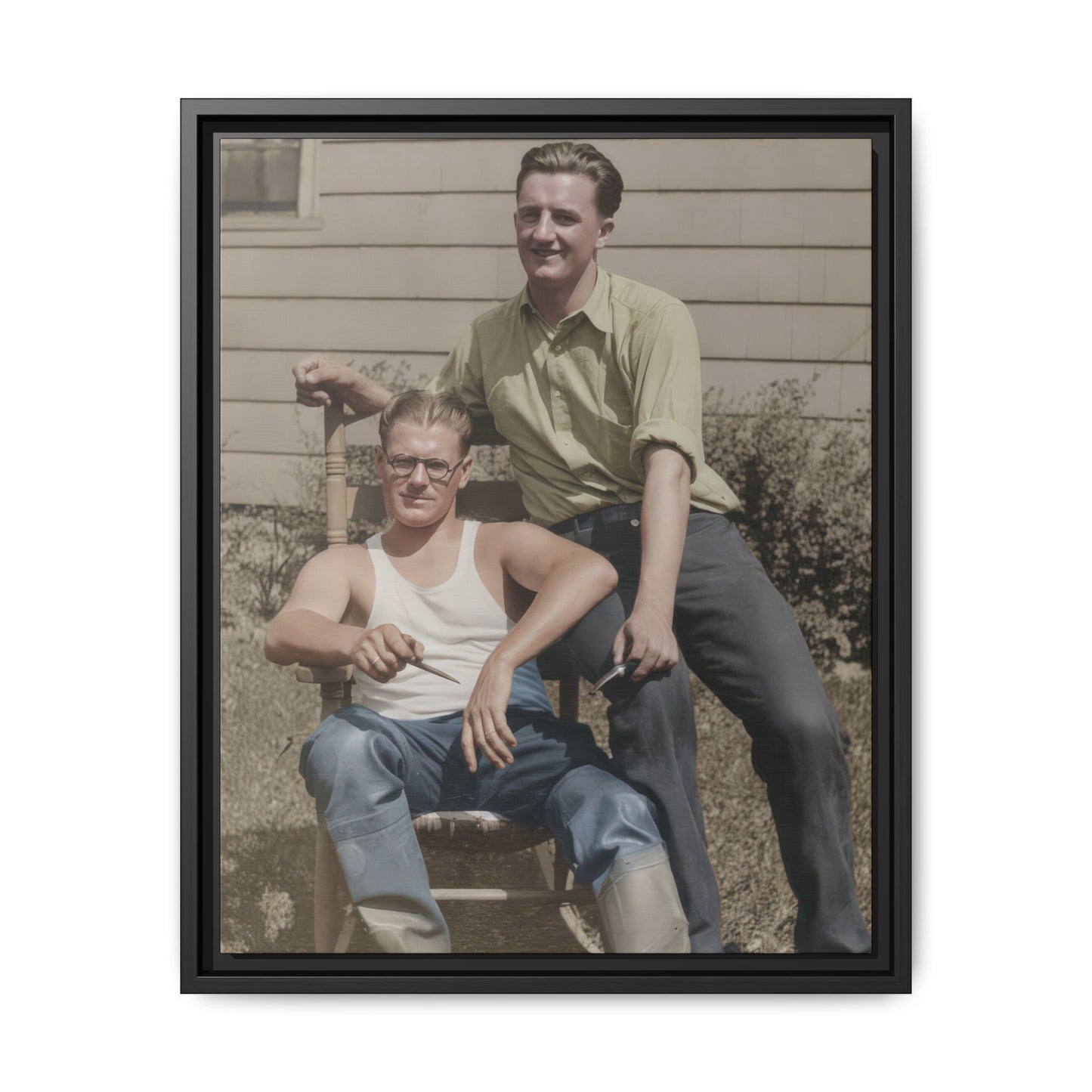 paire 064 | Framed Vintage Photo - Matte Canvas