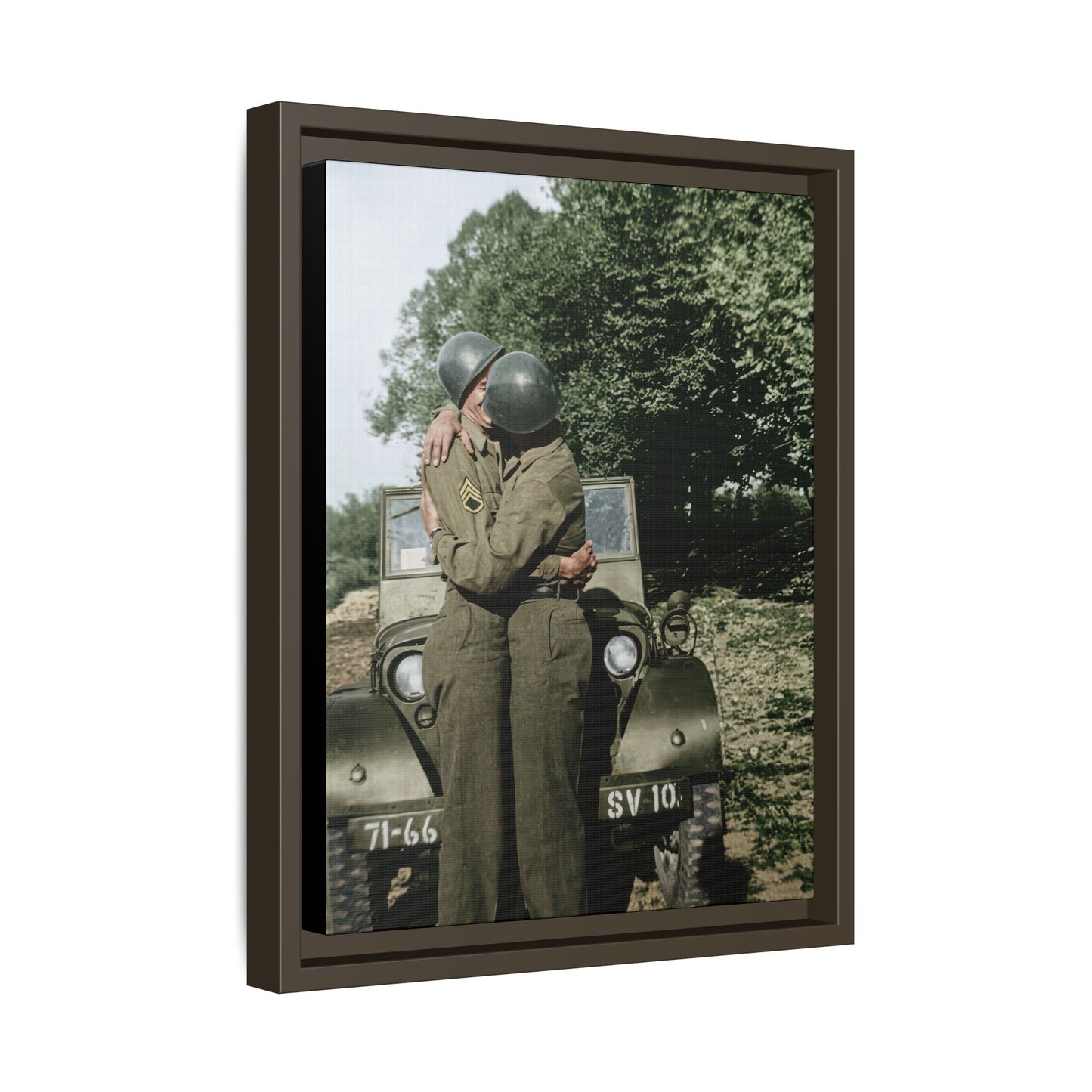 paire 065 | Framed Vintage Photo - Matte Canvas