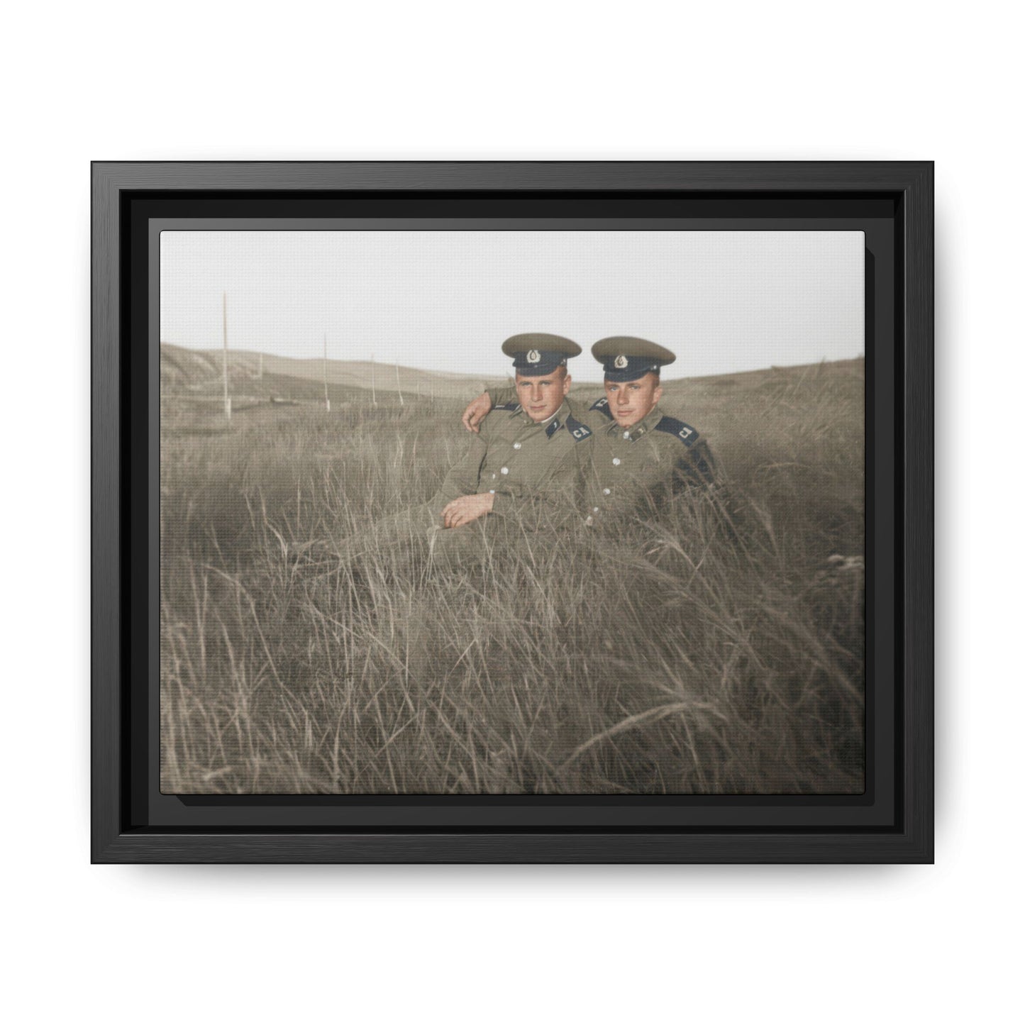 paire 082 | Framed Vintage Photo - Matte Canvas