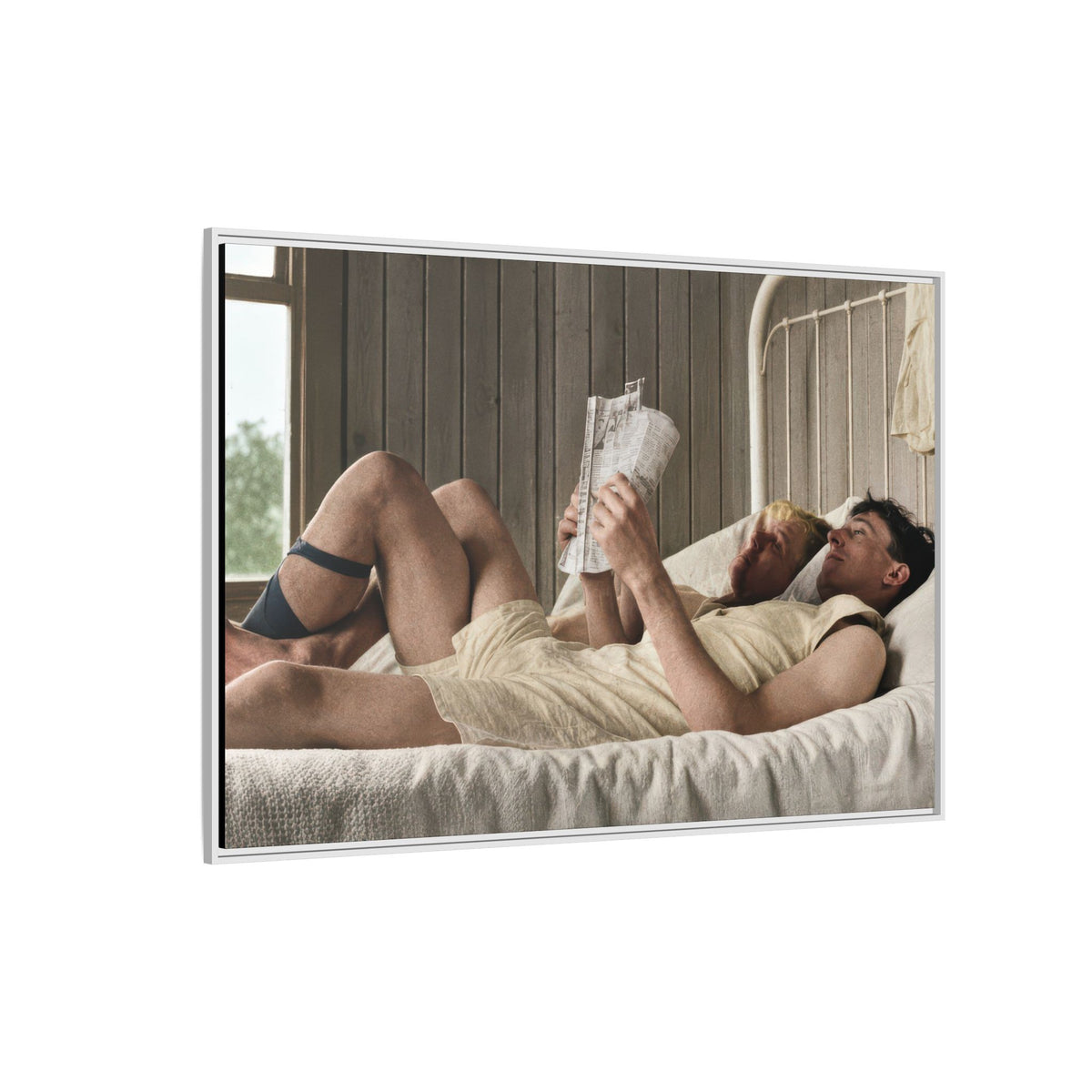 paire 160 | Framed Vintage Photo - Matte Canvas