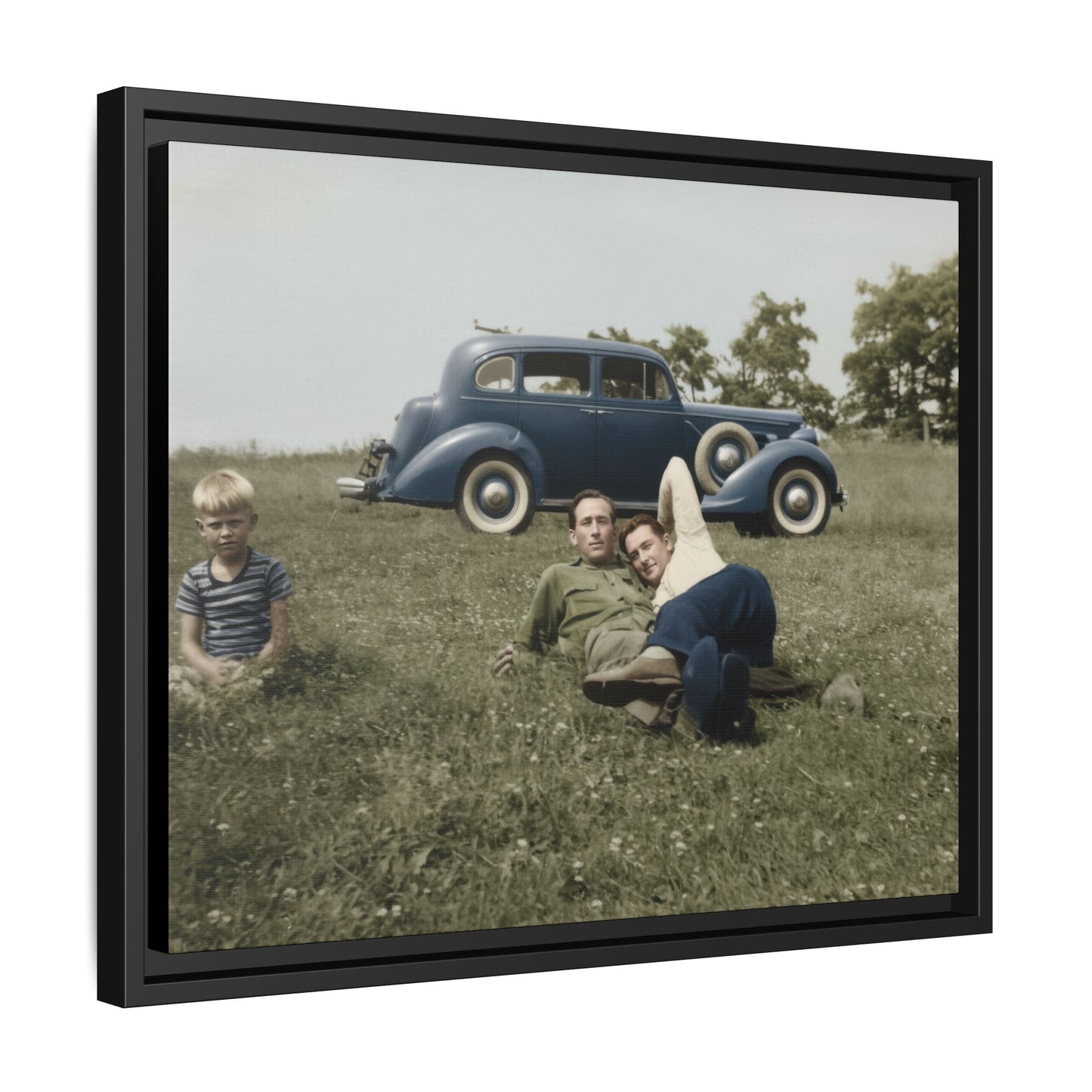 paire 003 | Framed Vintage Photo - Matte Canvas