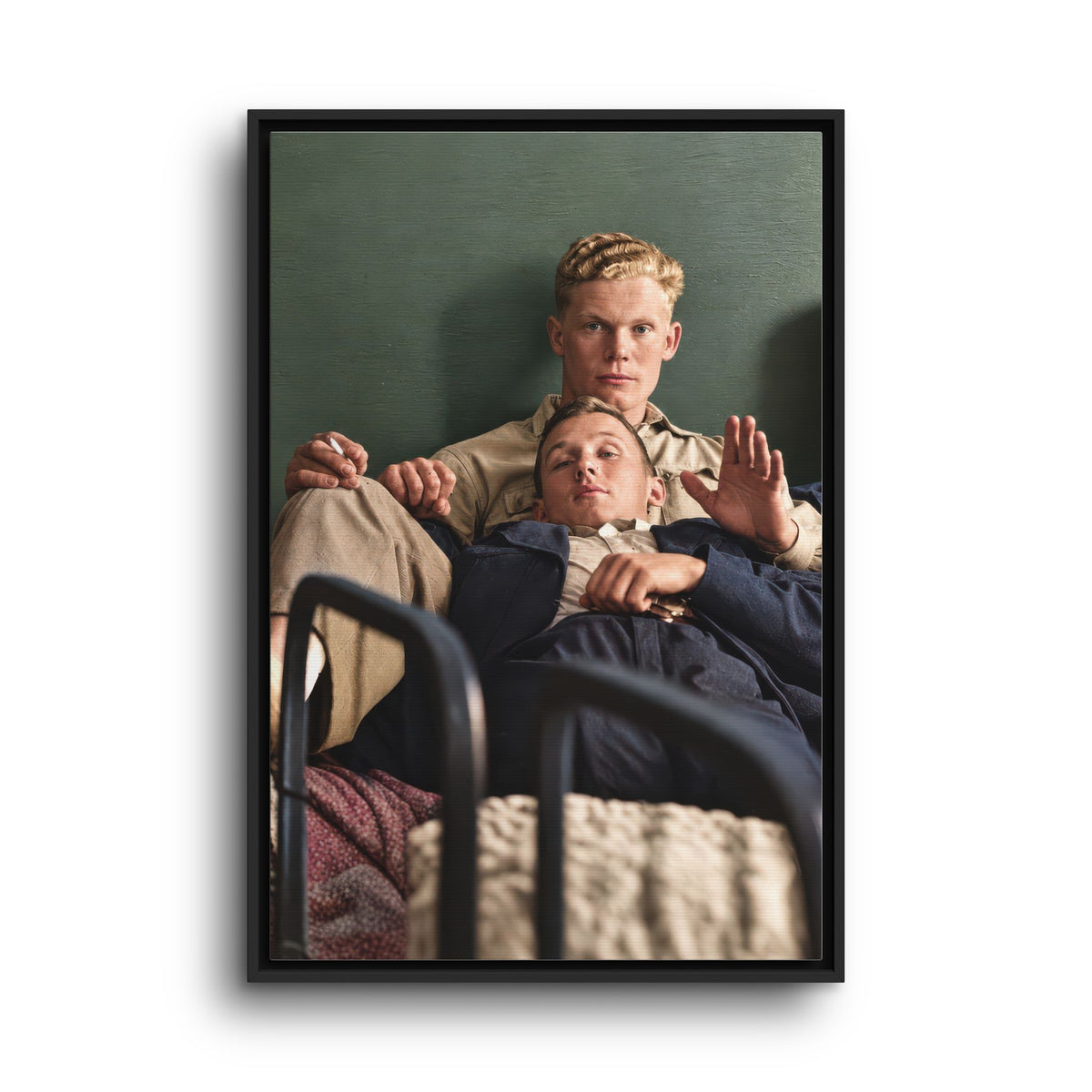paire 046 | Framed Vintage Photo - Matte Canvas