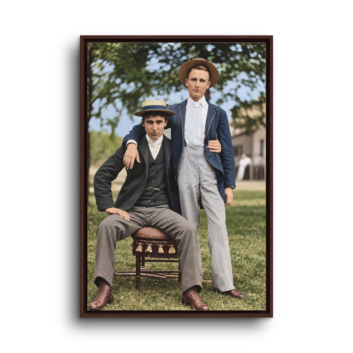 paire 167 | Framed Vintage Photo - Matte Canvas