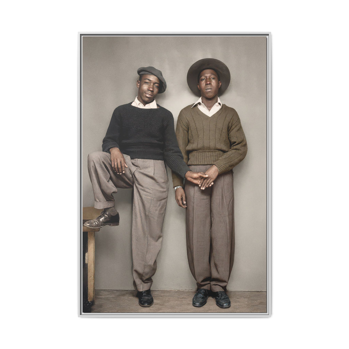 paire 161 | Framed Vintage Photo - Matte Canvas