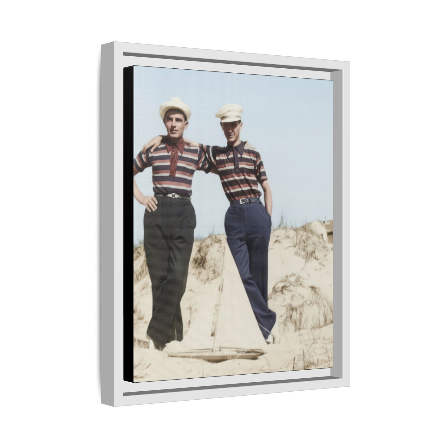 paire 102 | Framed Vintage Photo - Matte Canvas