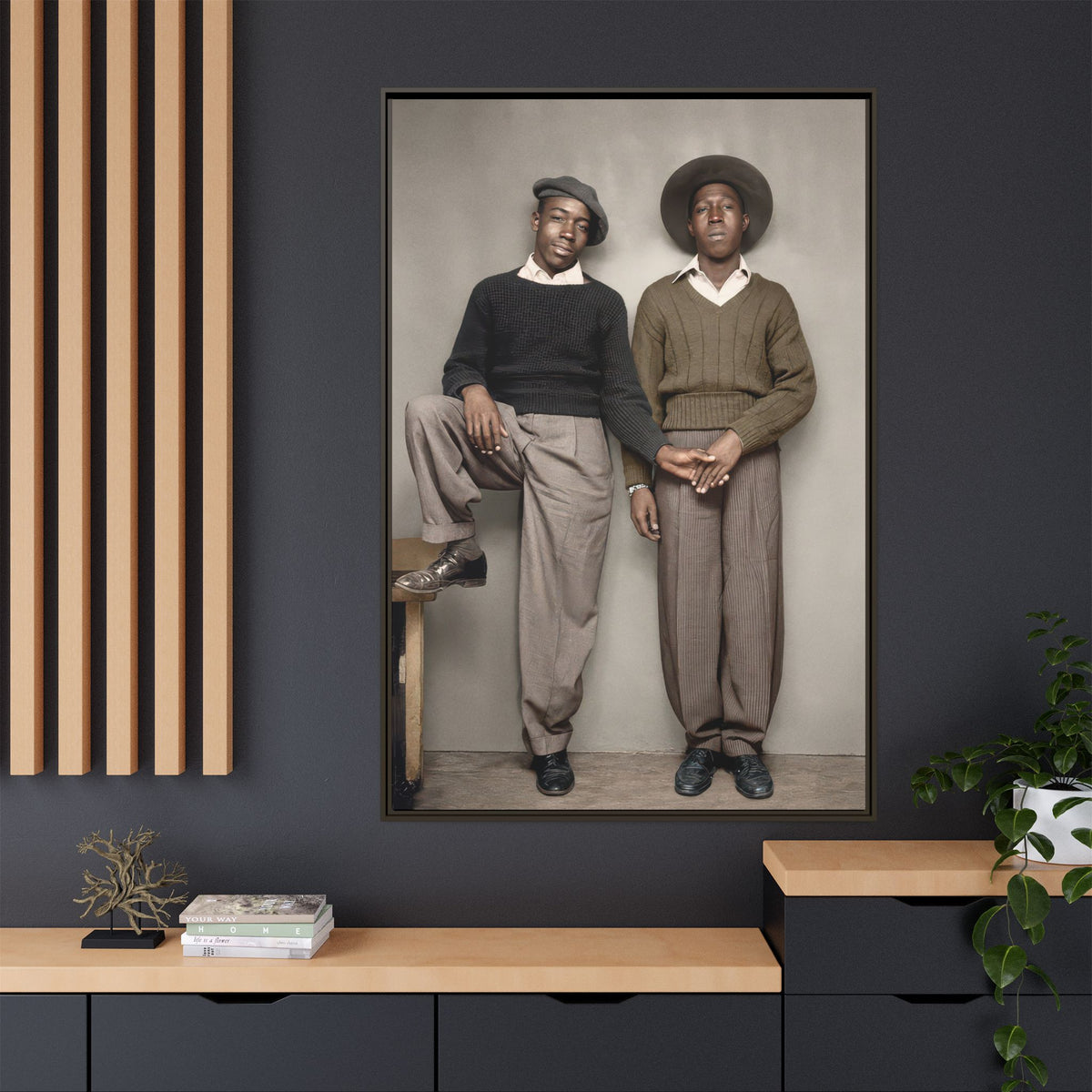 paire 161 | Framed Vintage Photo - Matte Canvas