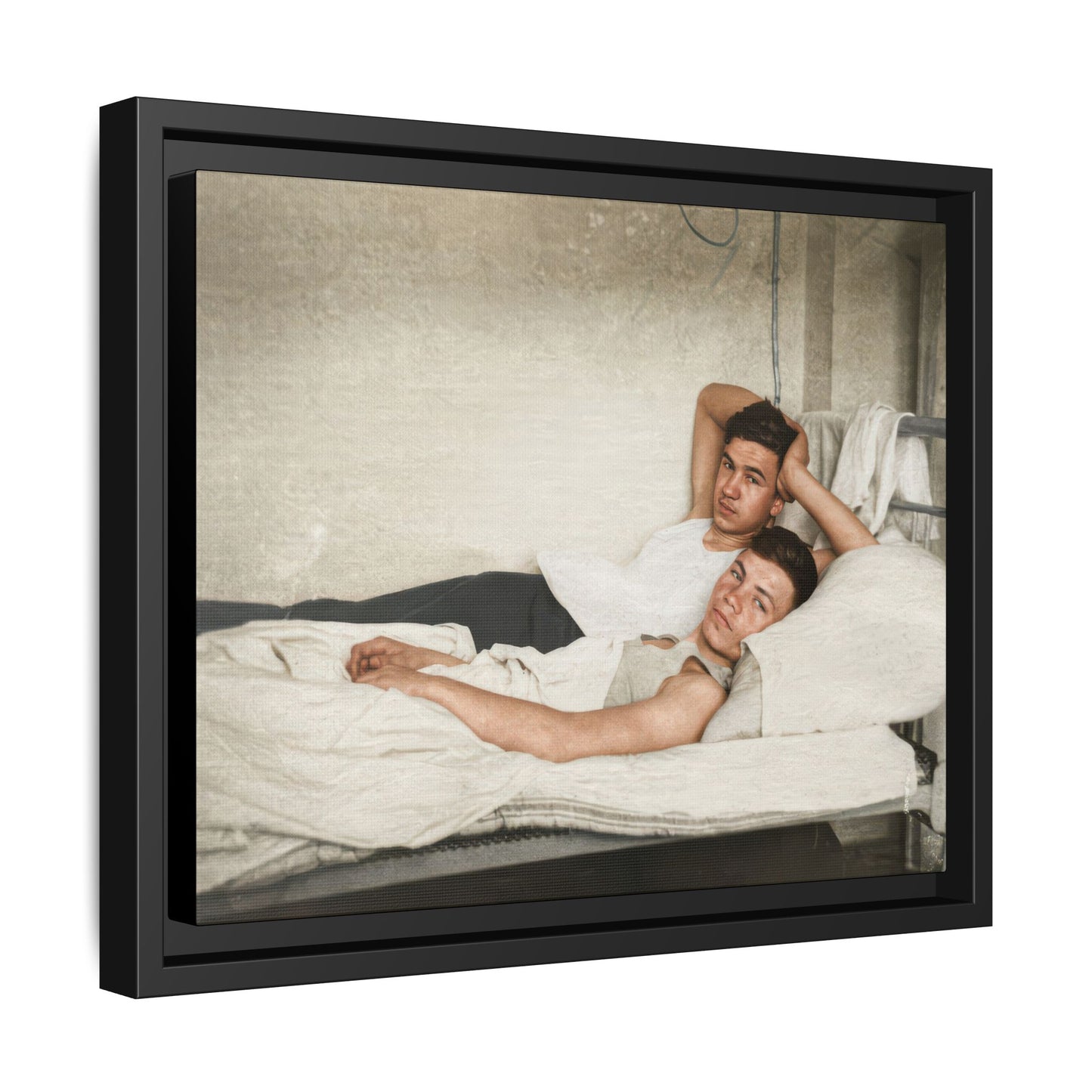 paire 146 | Framed Vintage Photo - Matte Canvas