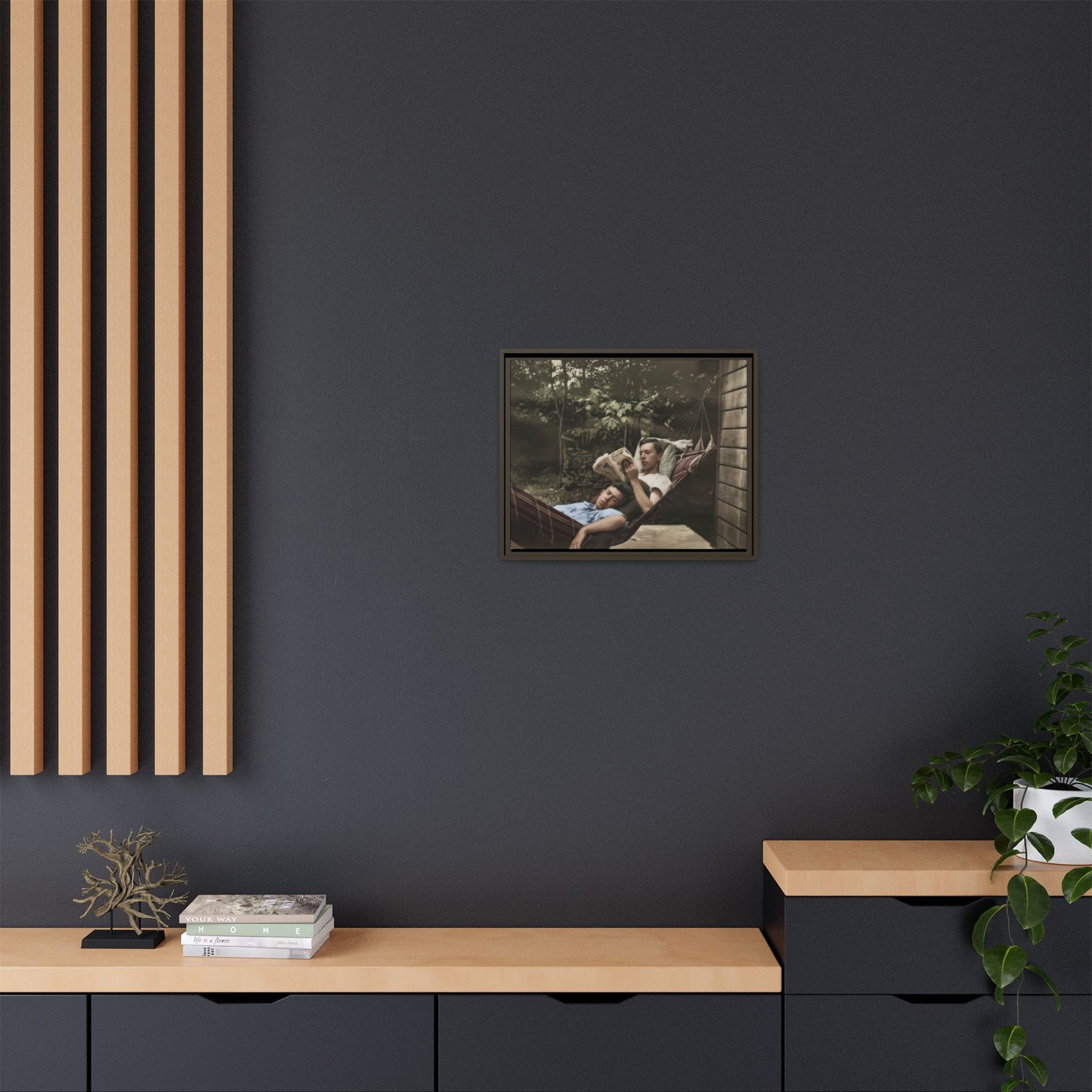 paire 094 | Framed Vintage Photo - Matte Canvas