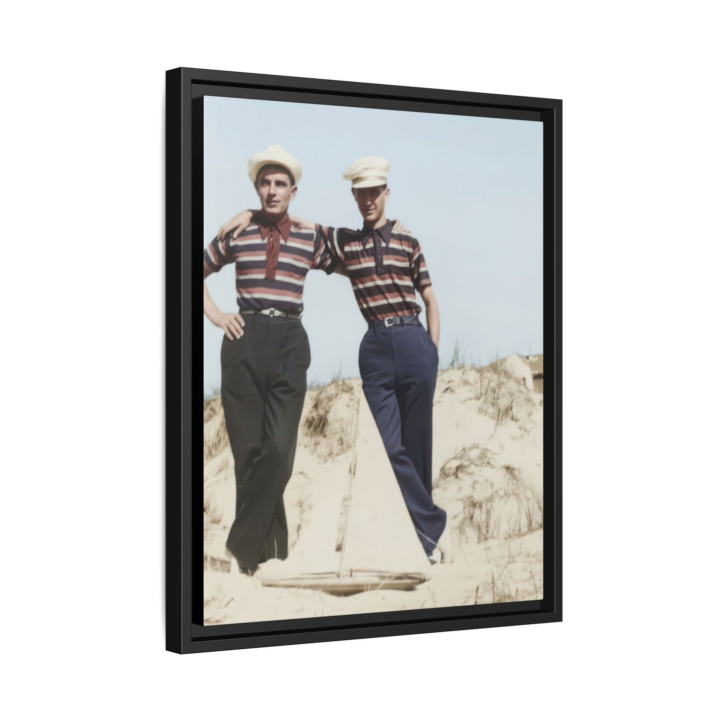 paire 102 | Framed Vintage Photo - Matte Canvas