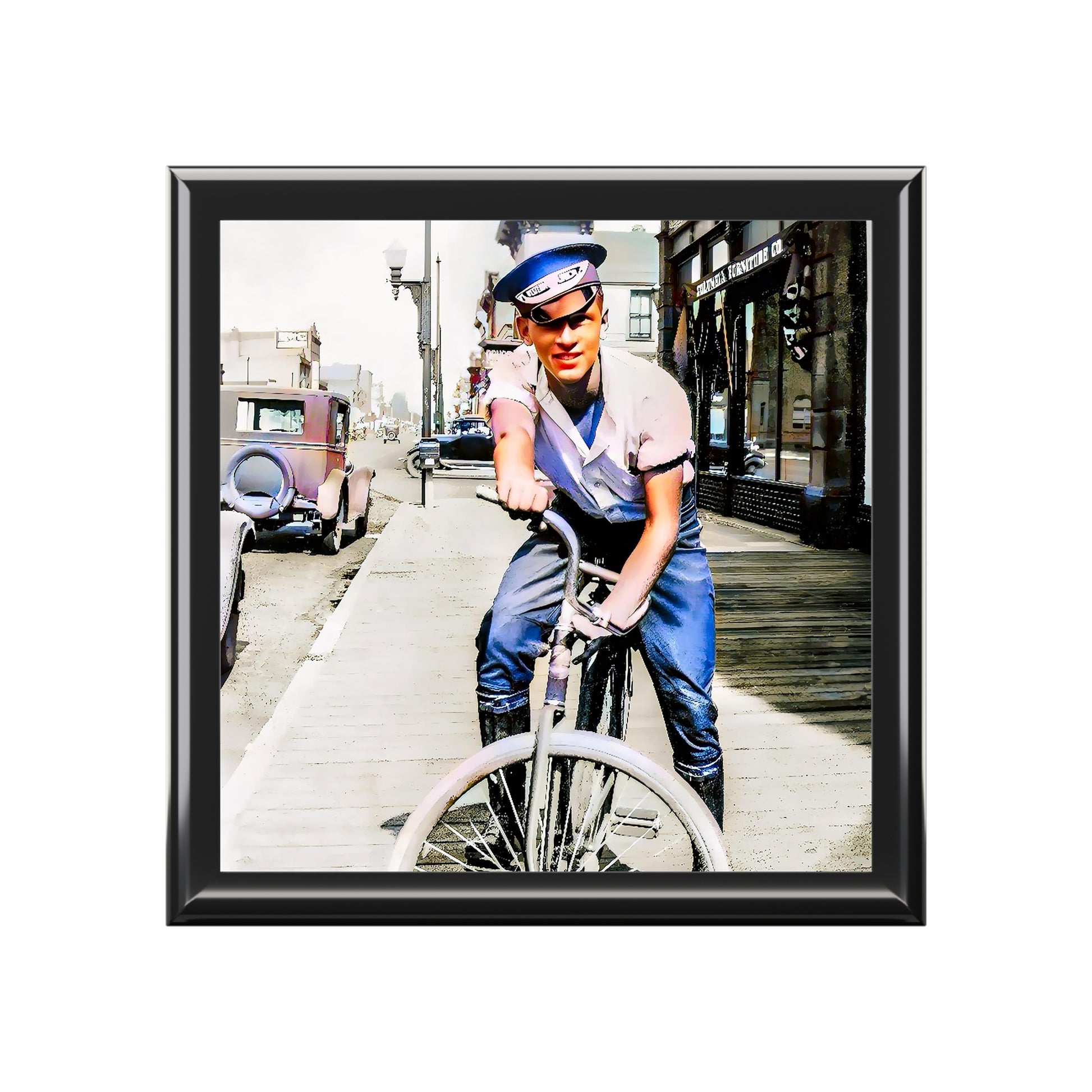 celibataire 031 | Keepsake Box Vintage Male Bike Bicycle Messenger Old Cars Handsome Gay Queer