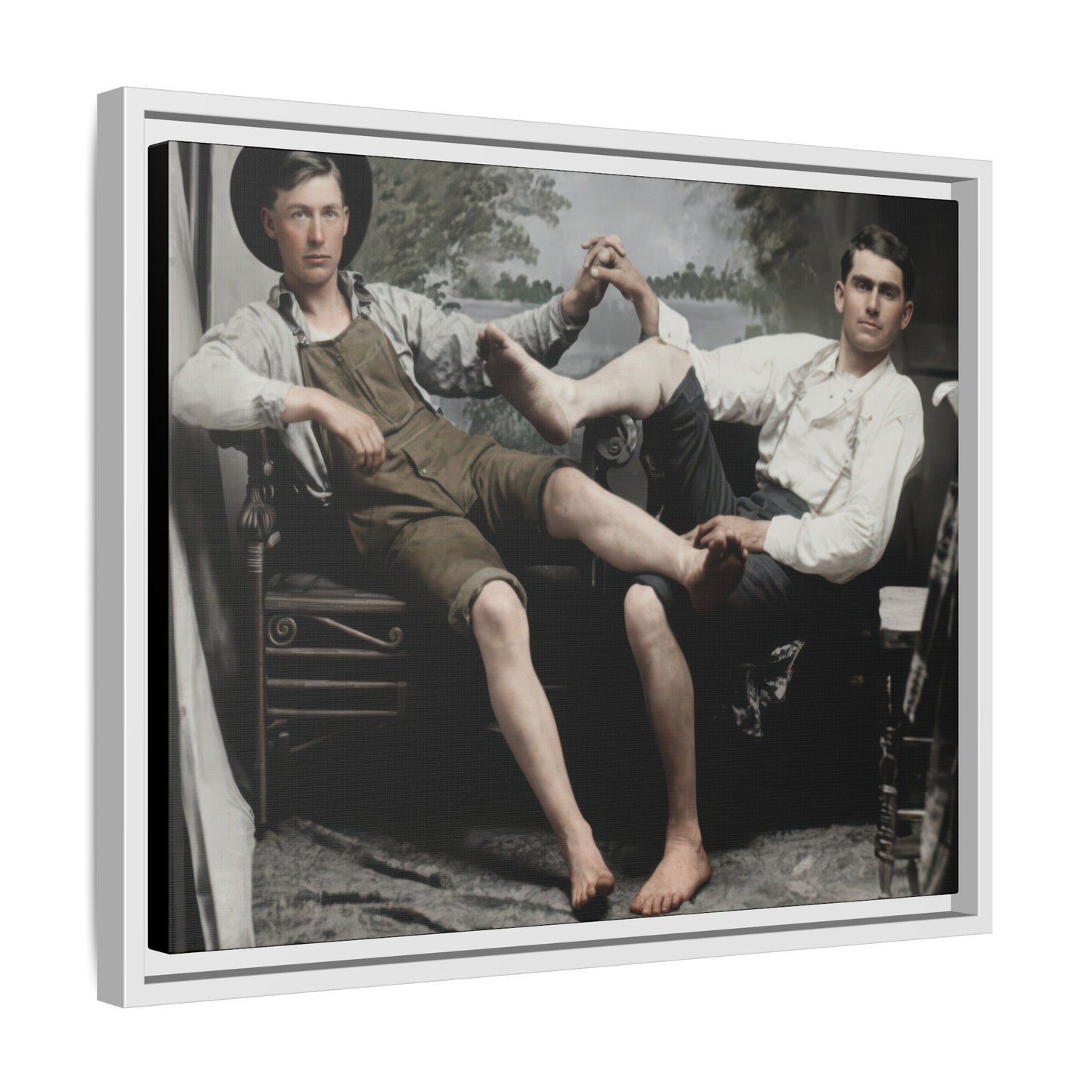 paire 118 | Framed Vintage Photo - Matte Canvas