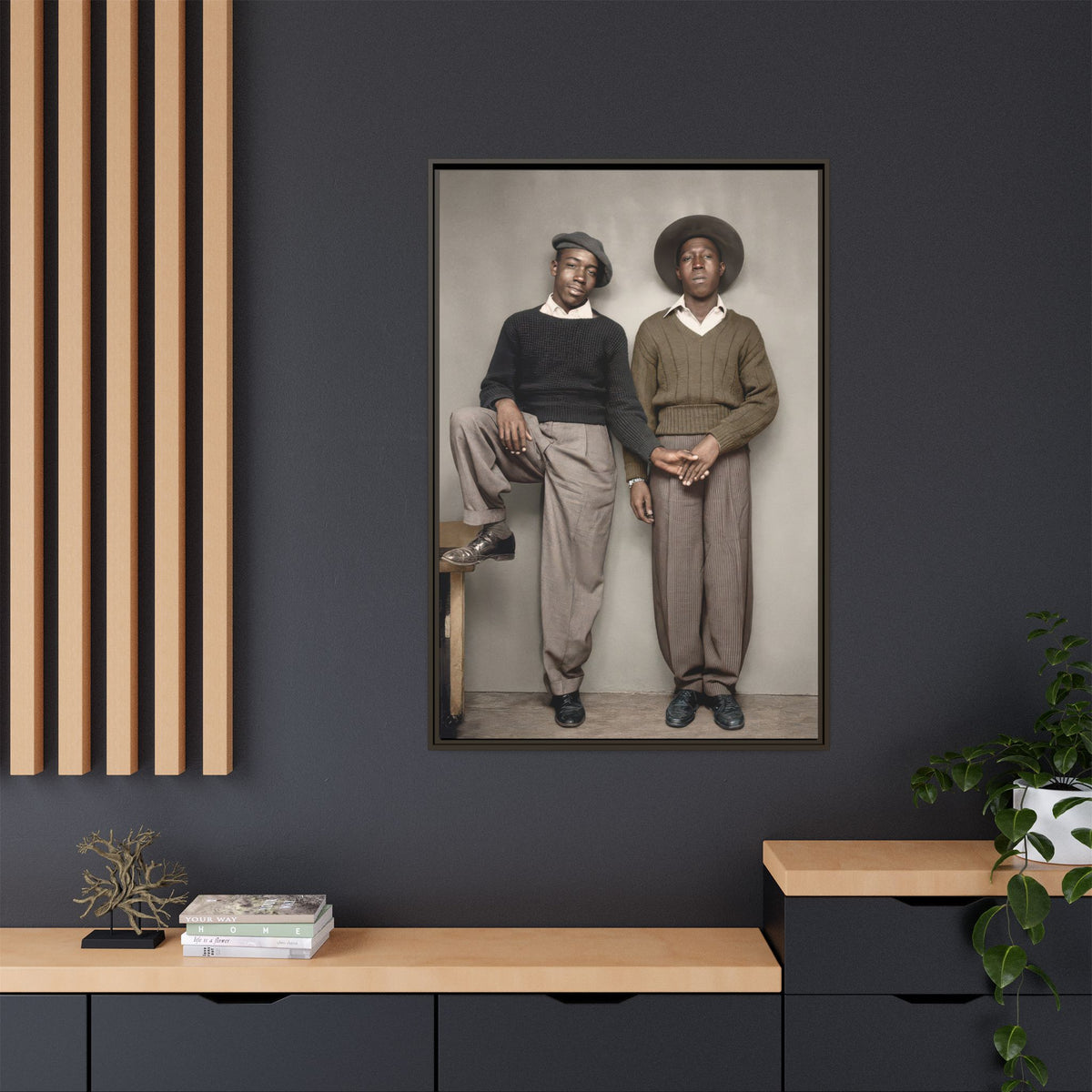 paire 161 | Framed Vintage Photo - Matte Canvas