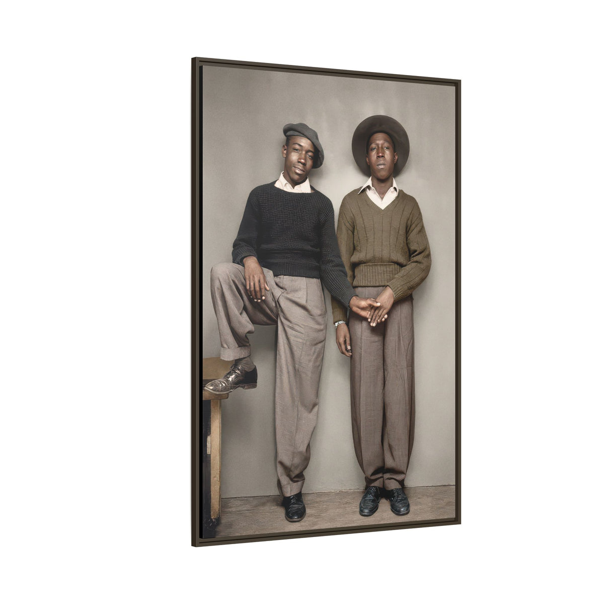 paire 161 | Framed Vintage Photo - Matte Canvas