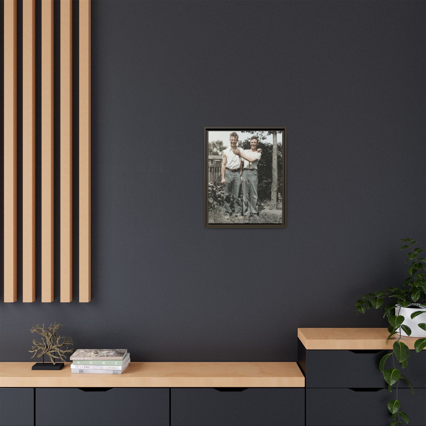 paire 052 | Framed Vintage Photo - Matte Canvas