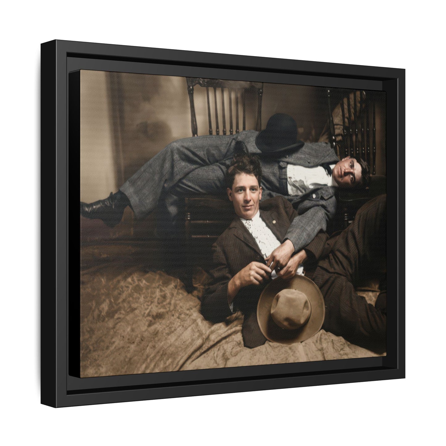 paire 020 | Framed Vintage Photo - Matte Canvas