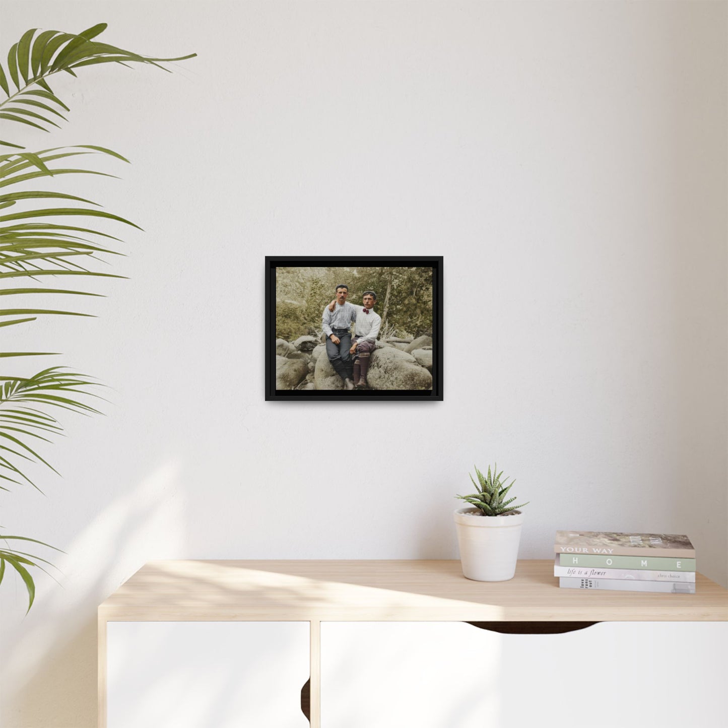 paire 113 | Framed Vintage Photo - Matte Canvas