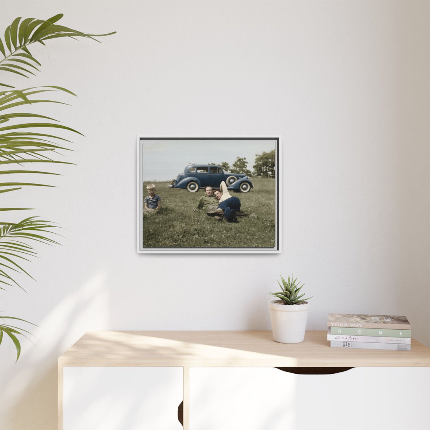 paire 003 | Framed Vintage Photo - Matte Canvas