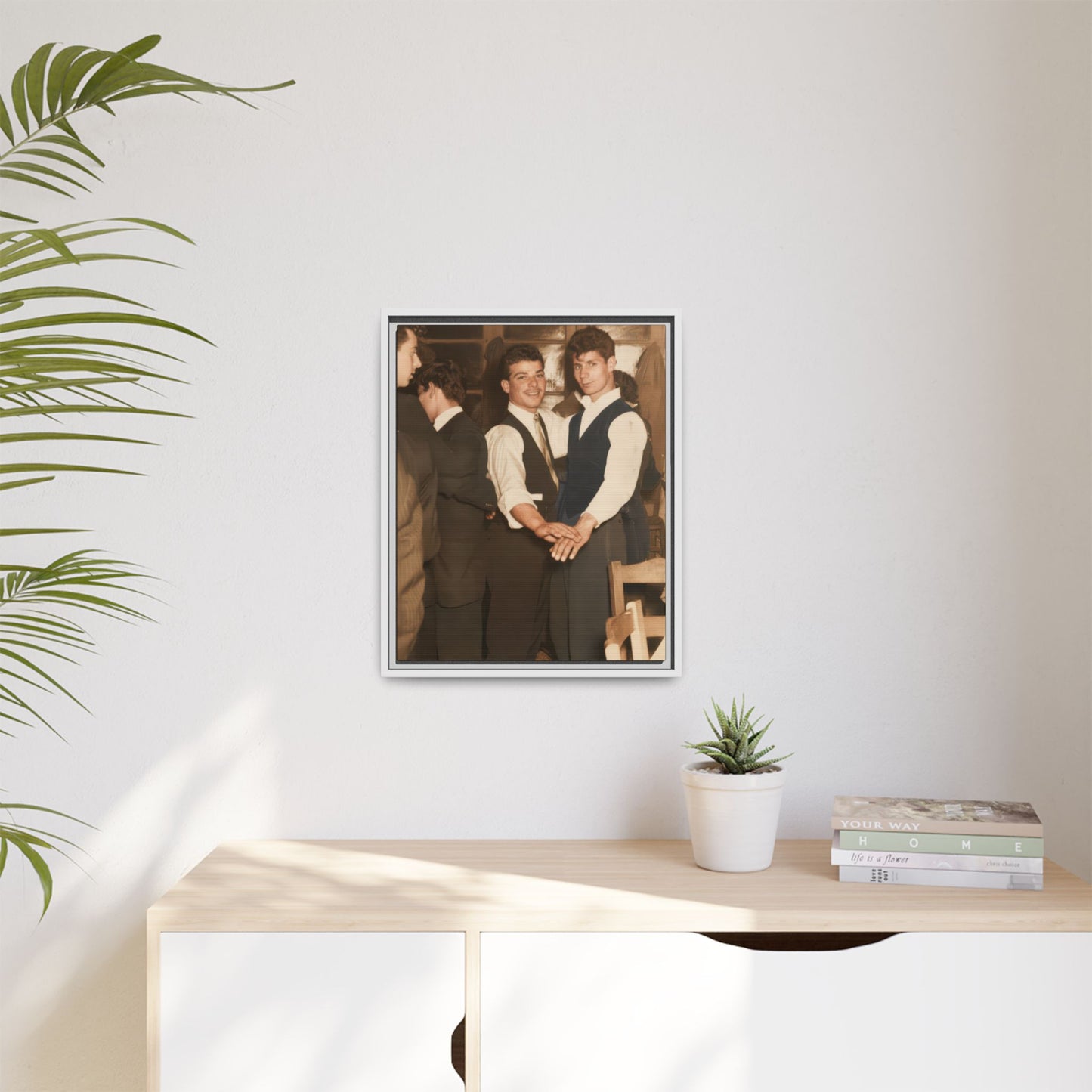 paire 134 | Framed Vintage Photo - Matte Canvas