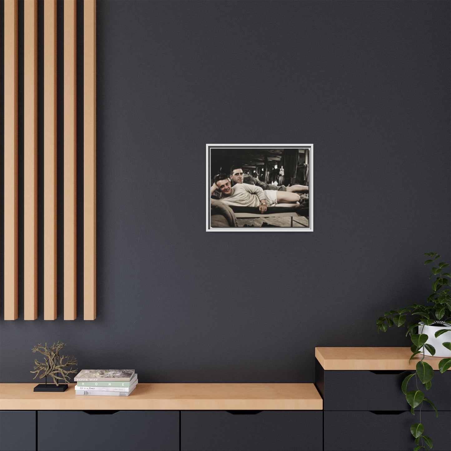 paire 060 | Framed Vintage Photo - Matte Canvas