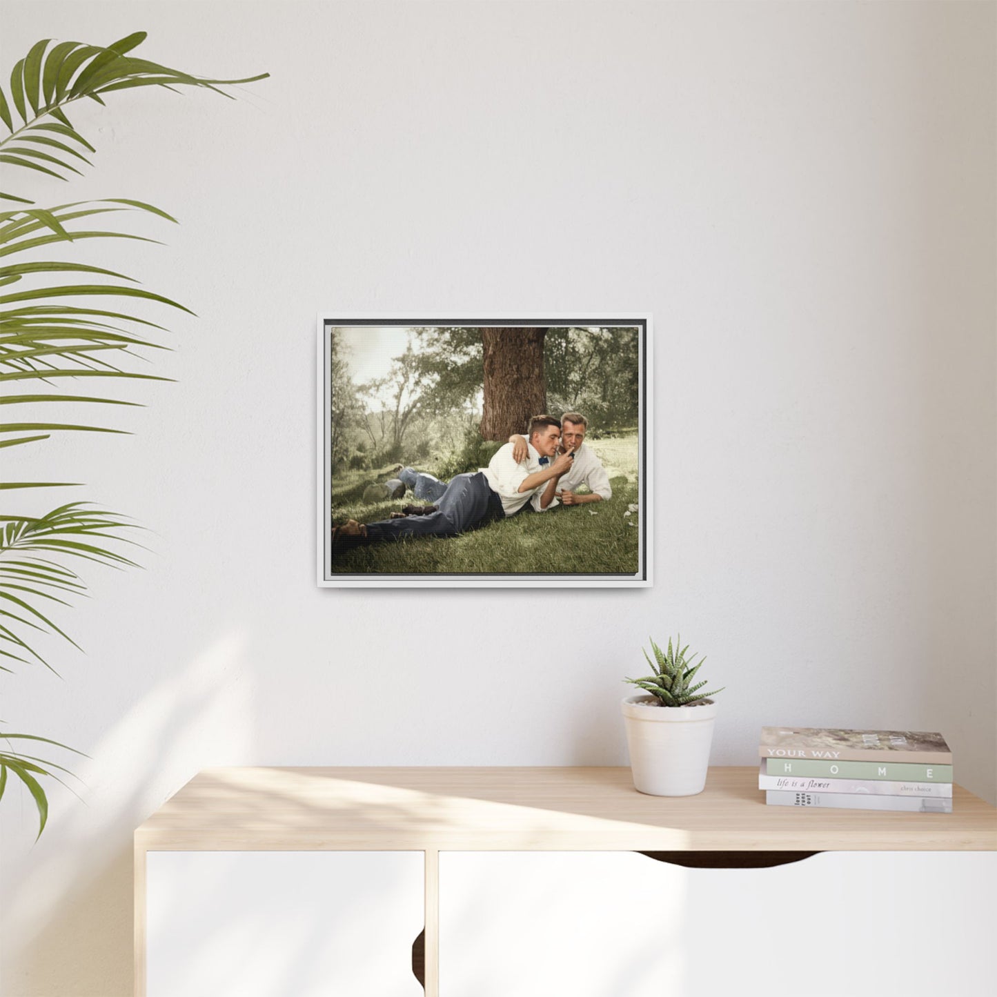 paire 137 | Framed Vintage Photo - Matte Canvas