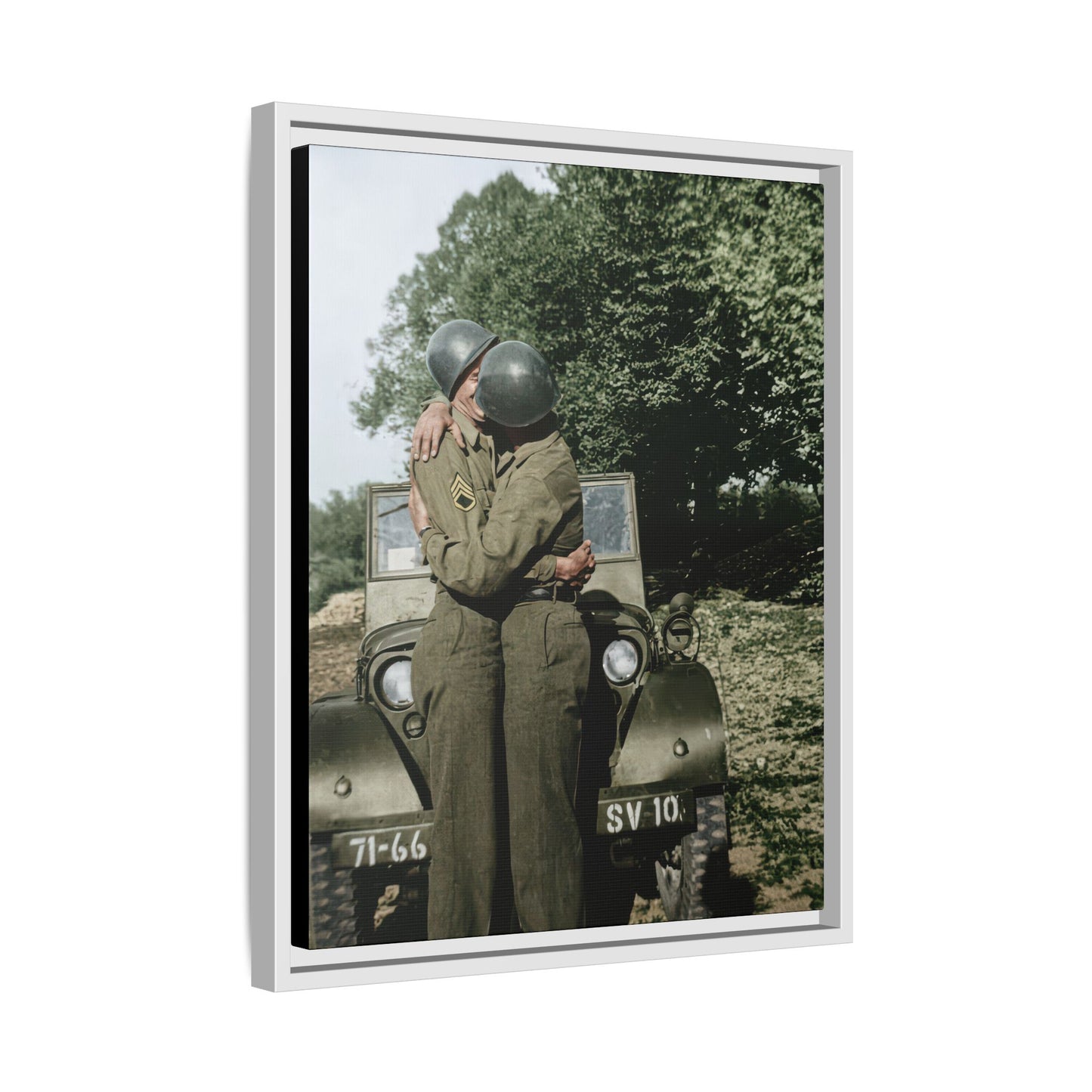paire 065 | Framed Vintage Photo - Matte Canvas