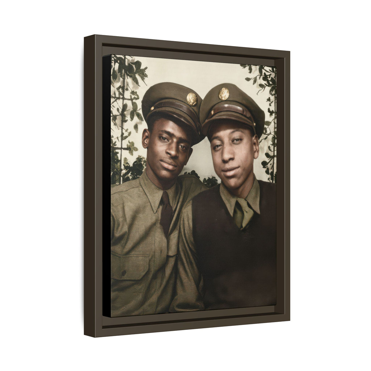 paire 152 | Framed Vintage Photo - Matte Canvas