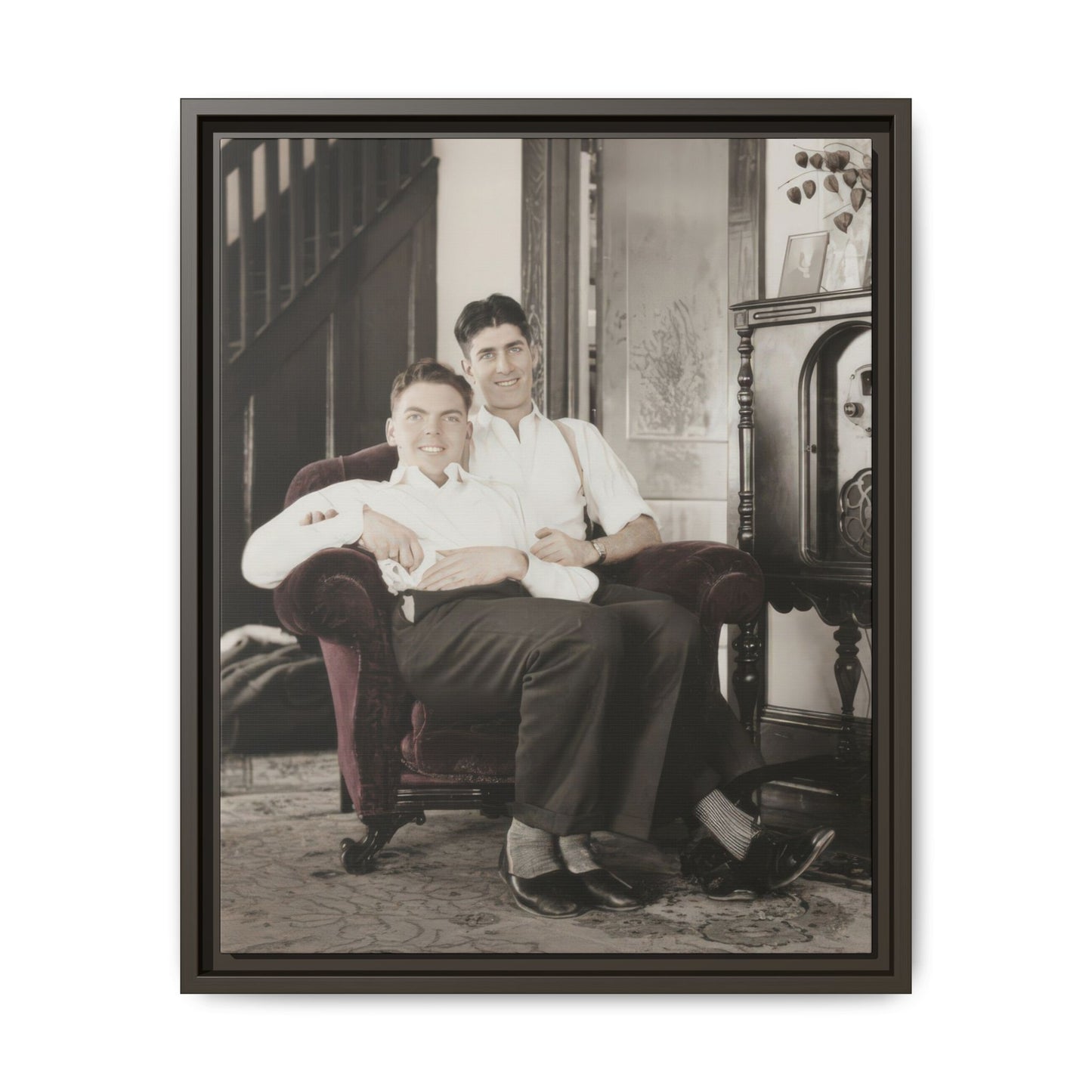 paire 053 | Framed Vintage Photo - Matte Canvas