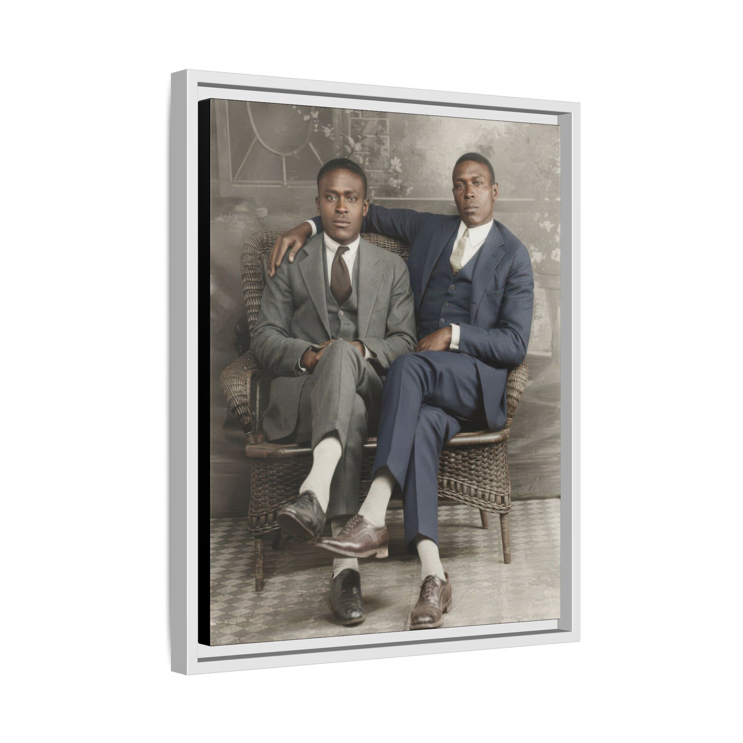 paire 112 | Framed Vintage Photo - Matte Canvas