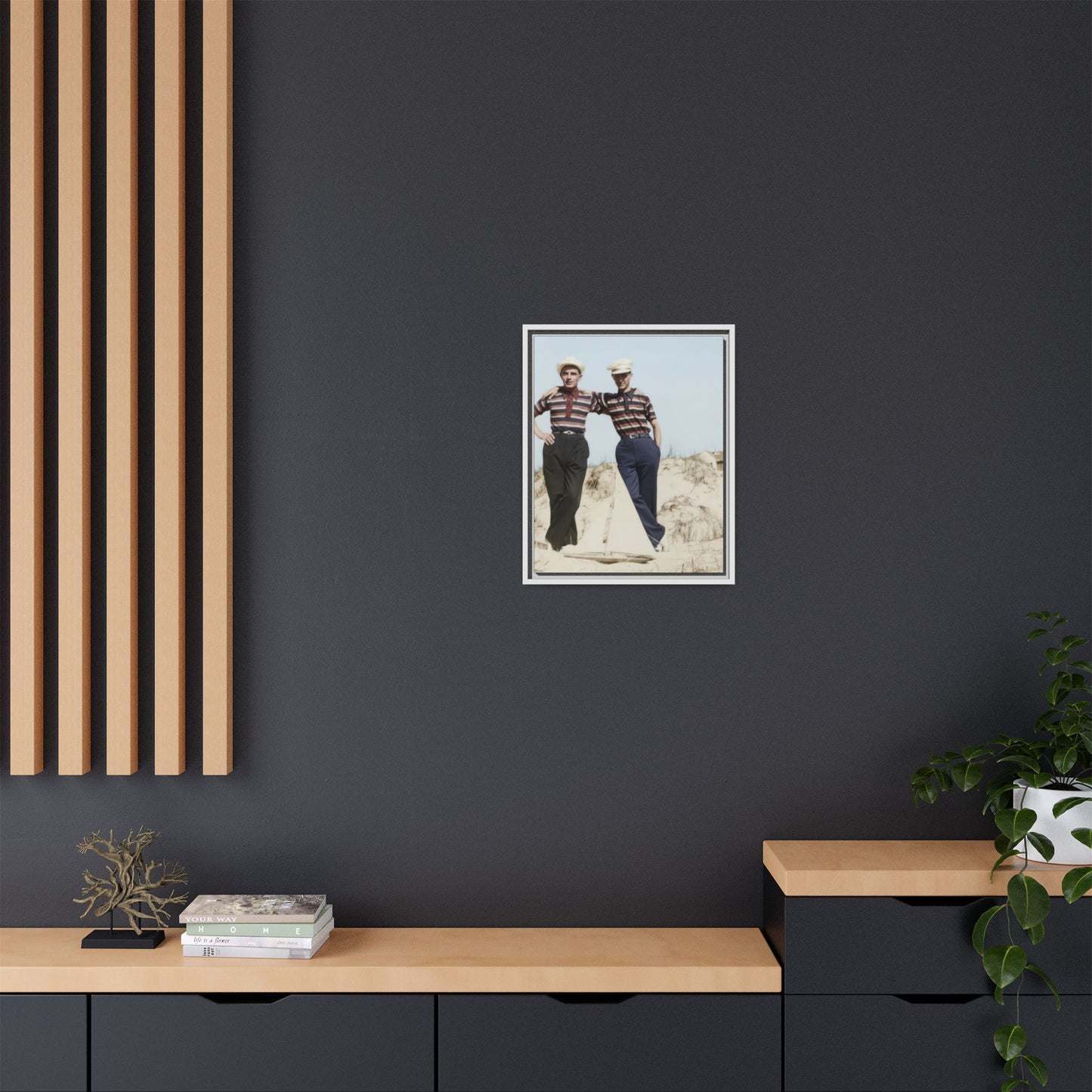 paire 102 | Framed Vintage Photo - Matte Canvas