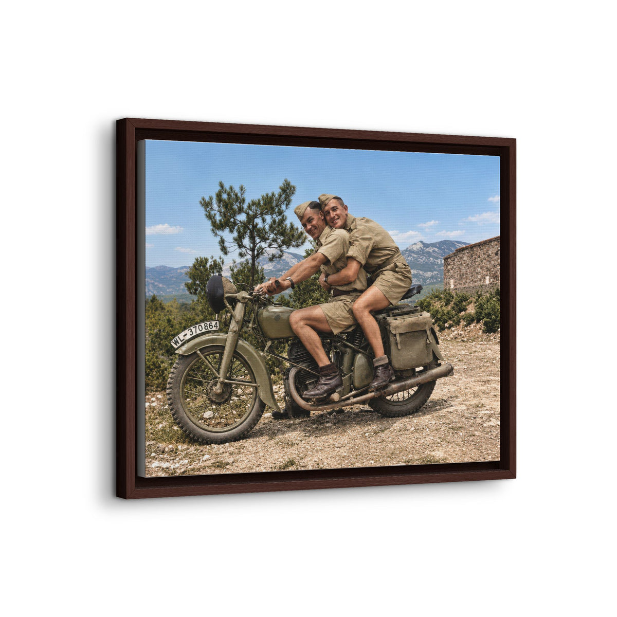 paire 166 | Framed Vintage Photo - Matte Canvas