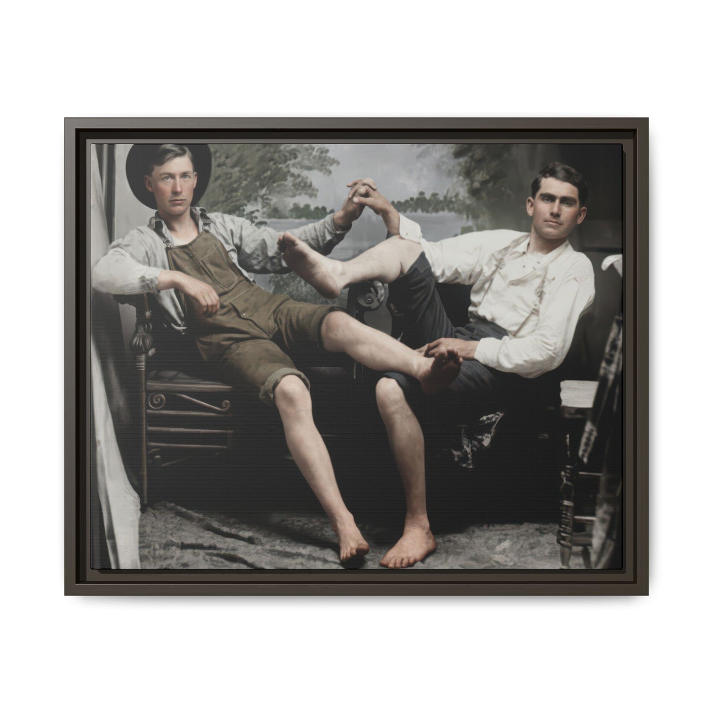 paire 118 | Framed Vintage Photo - Matte Canvas