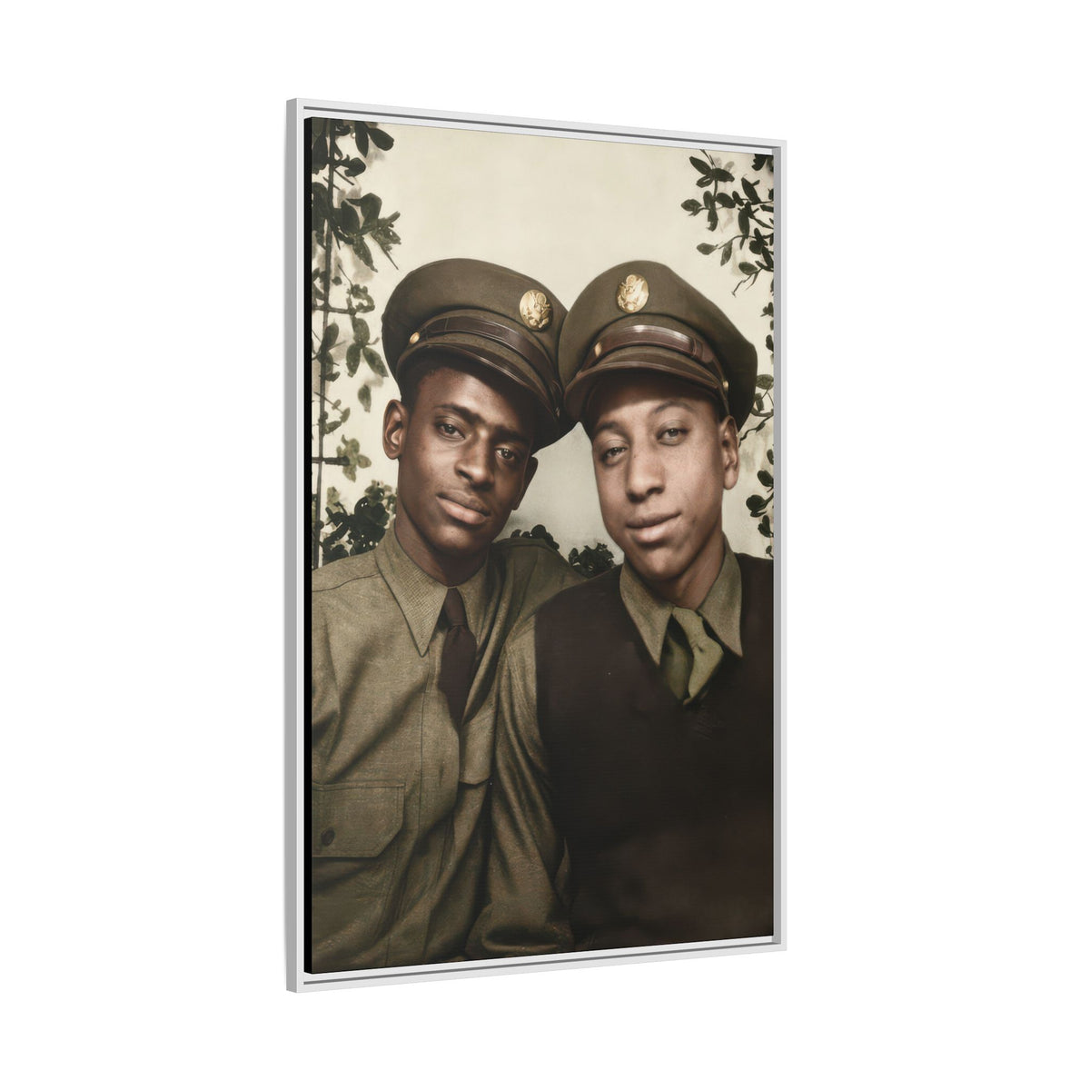 paire 152 | Framed Vintage Photo - Matte Canvas