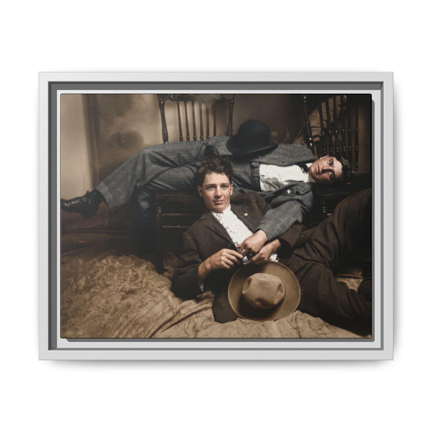 paire 020 | Framed Vintage Photo - Matte Canvas