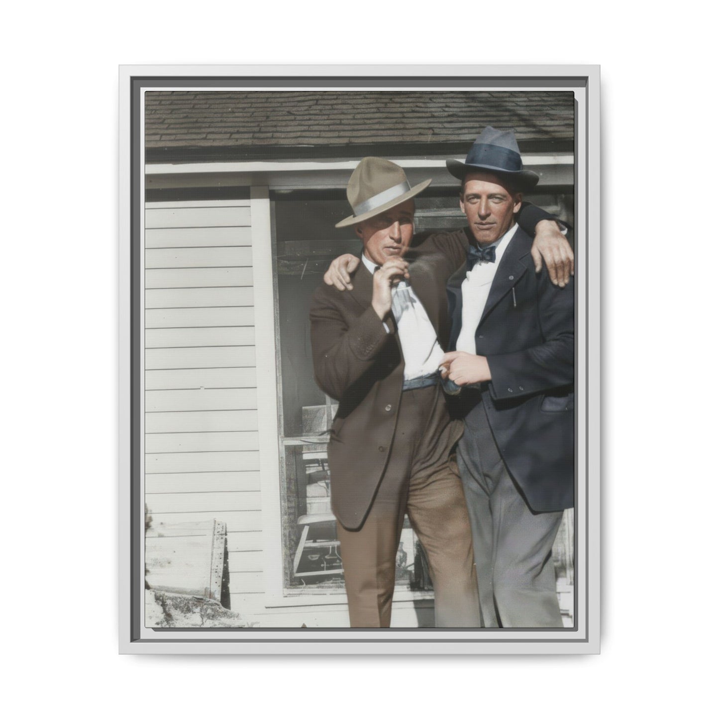 paire 041 | Framed Vintage Photo - Matte Canvas