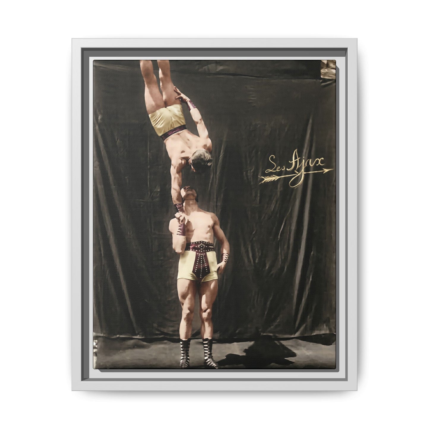 athlétisme 016 | Framed Vintage Photo - Matte Canvas