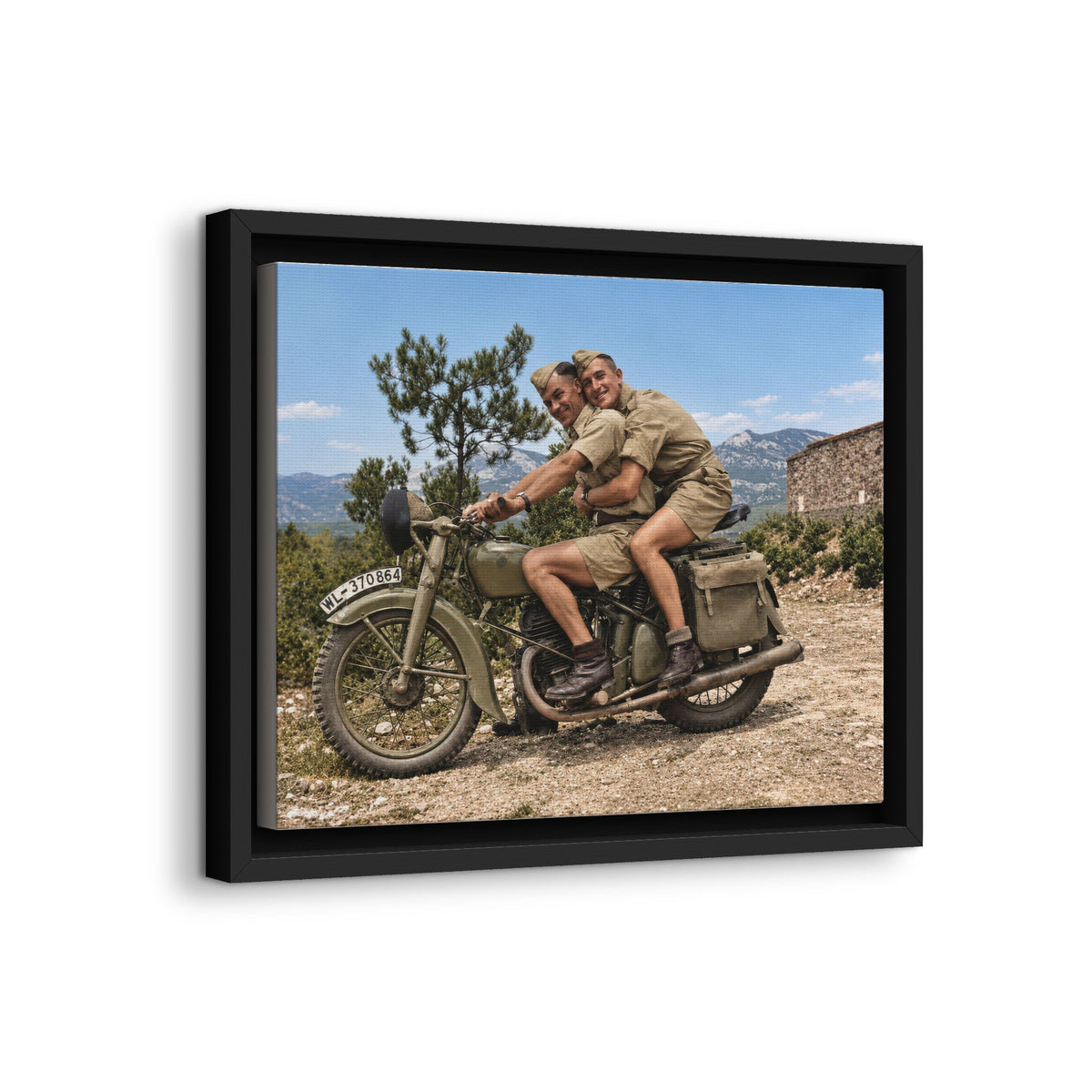 paire 166 | Framed Vintage Photo - Matte Canvas