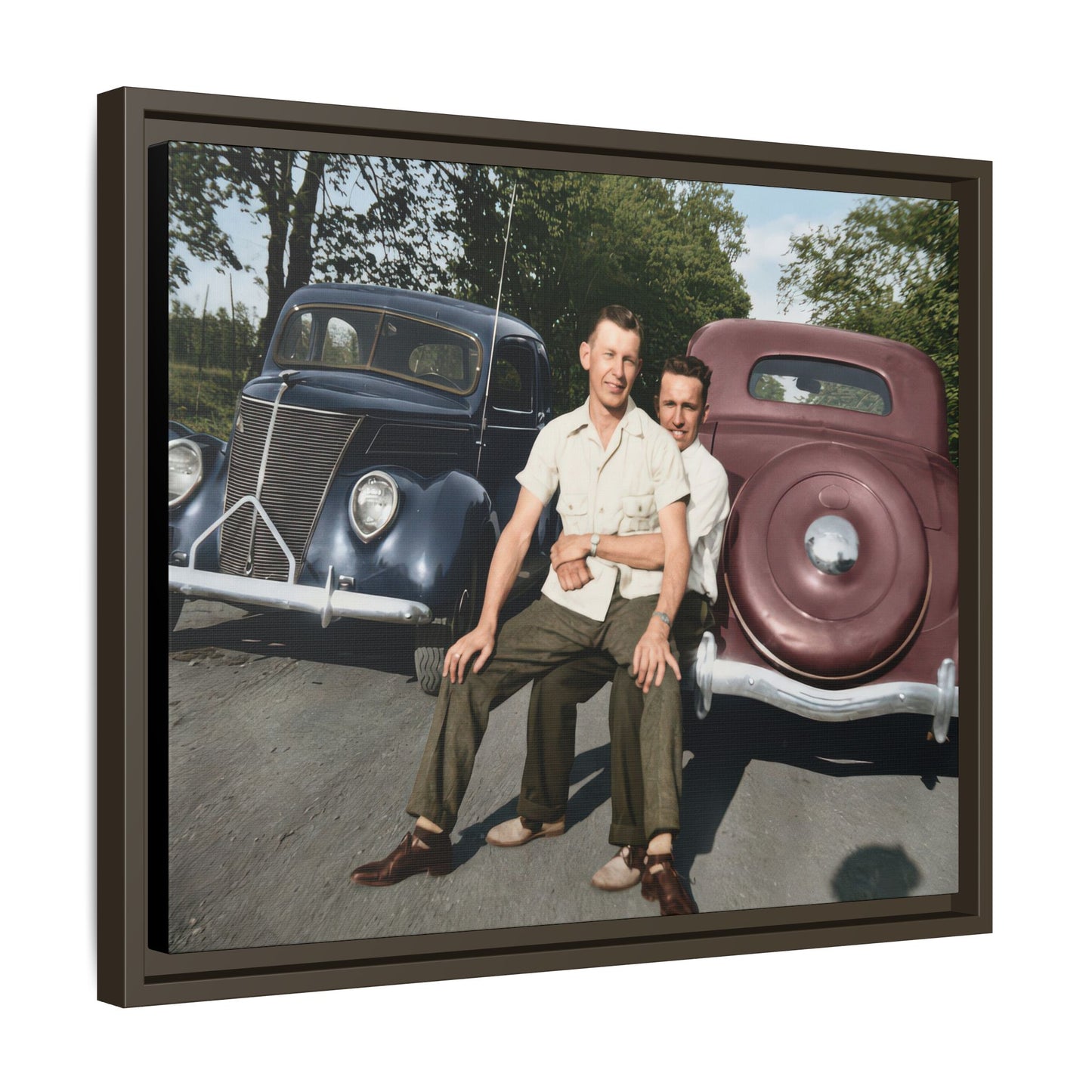 paire 145 | Framed Vintage Photo - Matte Canvas