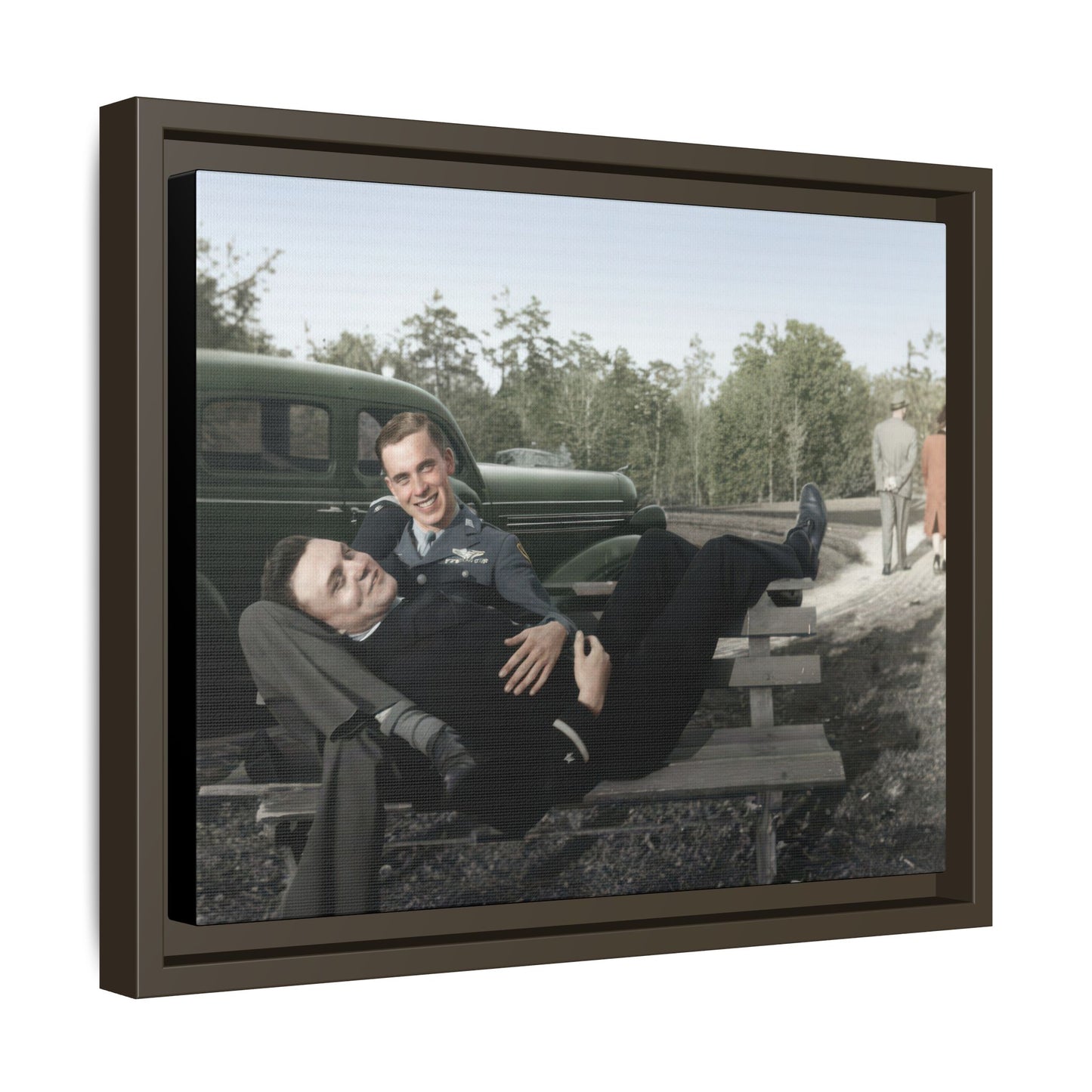 paire 107 | Framed Vintage Photo - Matte Canvas