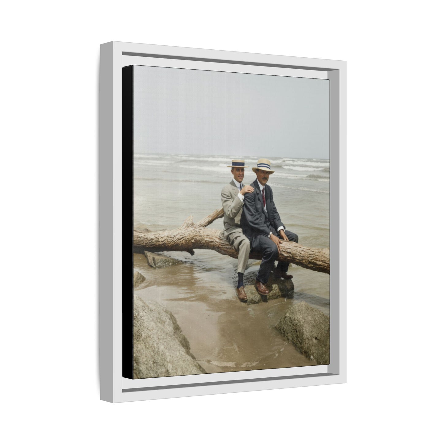 paire 031 | Framed Vintage Photo - Matte Canvas